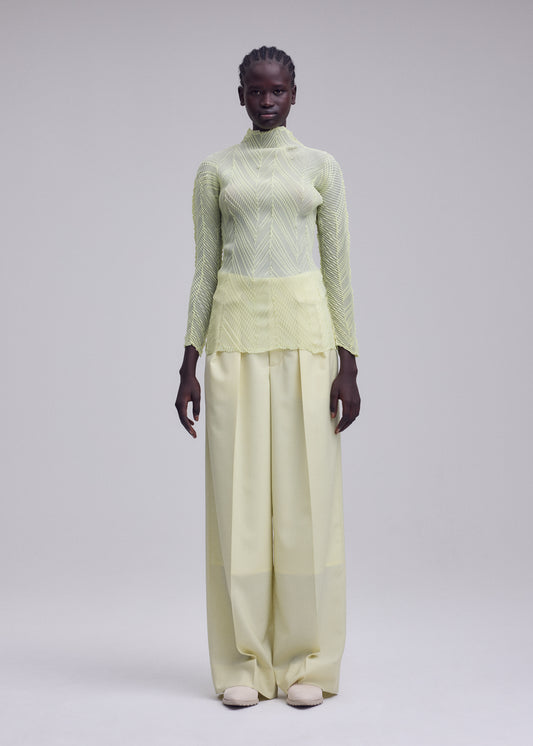 ZIGZAG PLEATS、ウィメンズ_トップス_トップ、着用画像1