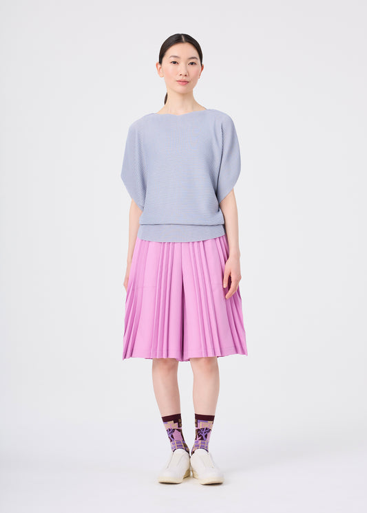 TOWER PLEATS BOTTOM、ウィメンズ_パンツ、着用画像1