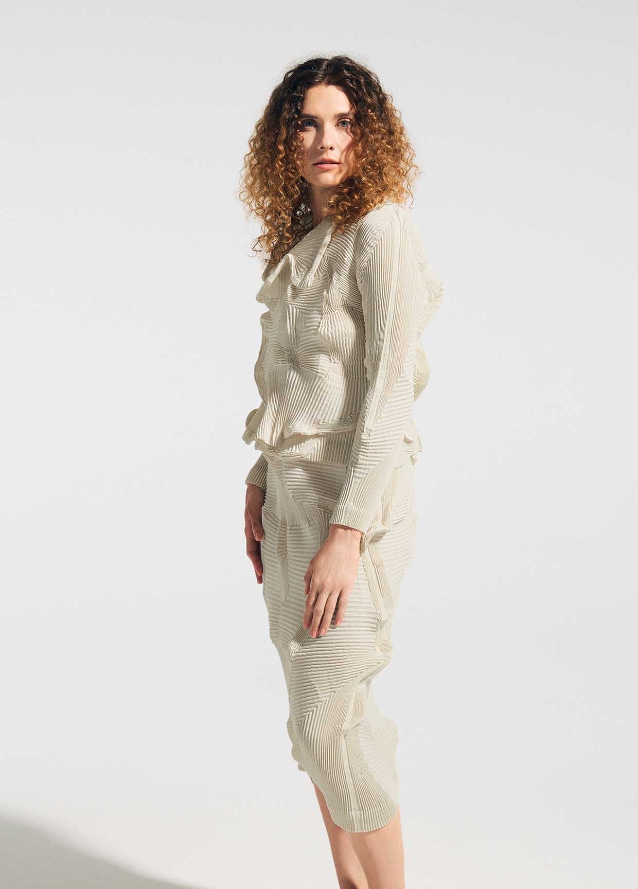A-POC ABLE ISSEY MIYAKE LOOK 43