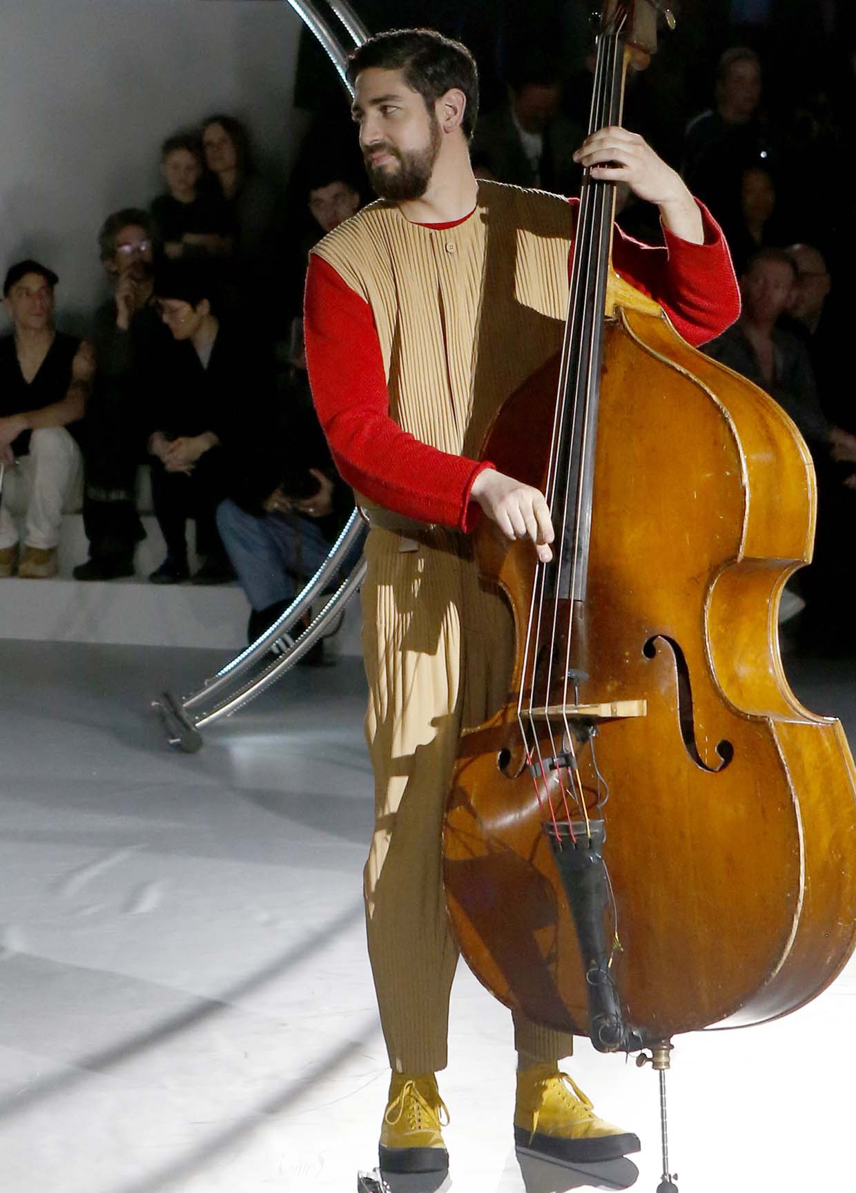 HOMME PLISSÉ ISSEY MIYAKE AUTUMN WINTER 20/21 コレクション25