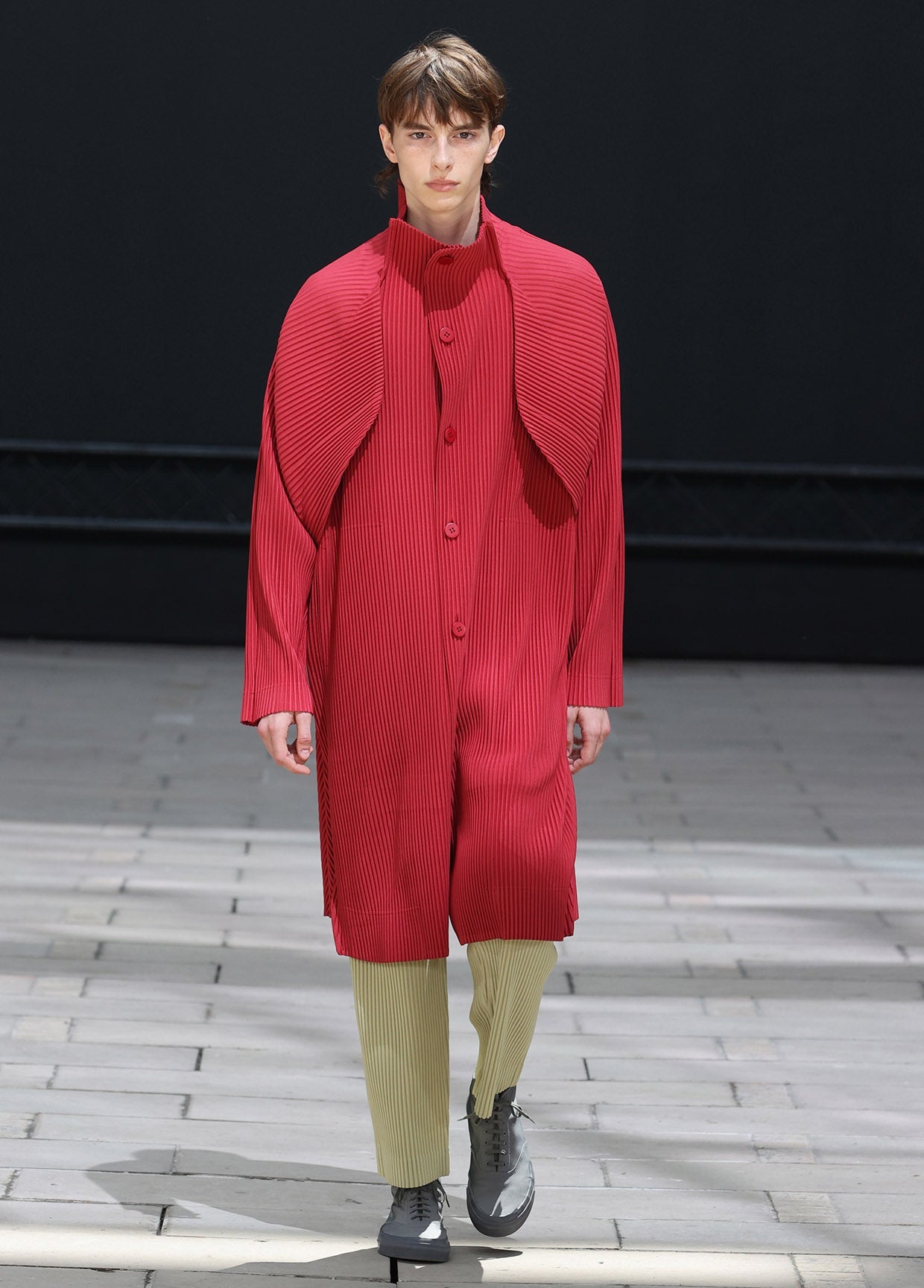 HOMME PLISSÉ ISSEY MIYAKE SPRING SUMMER 2023 コレクション02