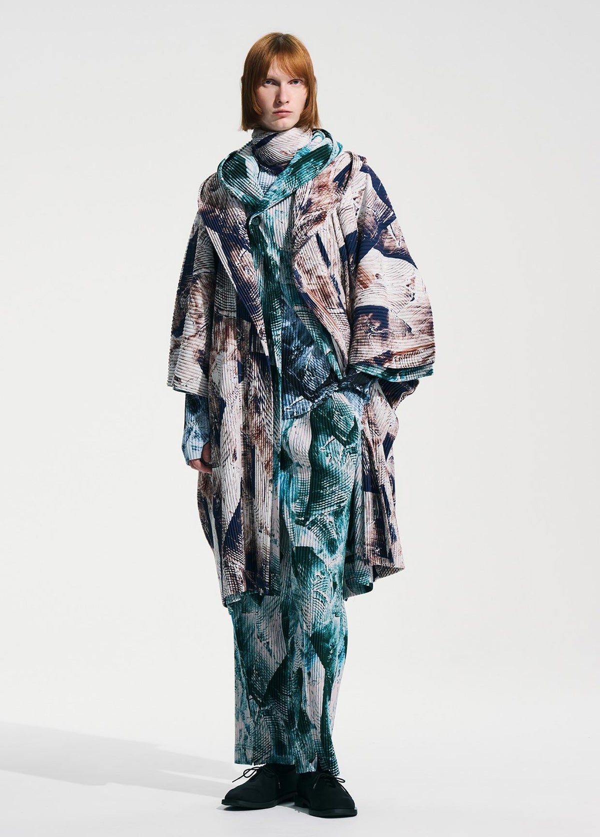 HOMME PLISSÉ ISSEY MIYAKE LOOK 30