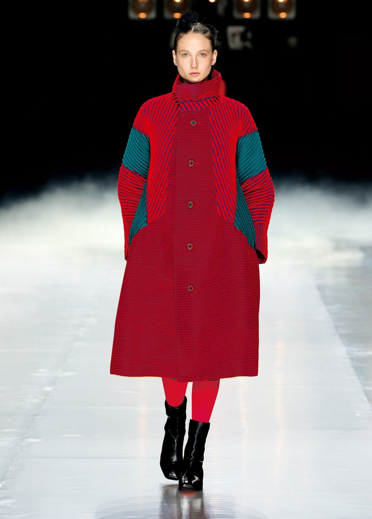 ISSEY MIYAKE AUTUMN WINTER 2016 コレクション06