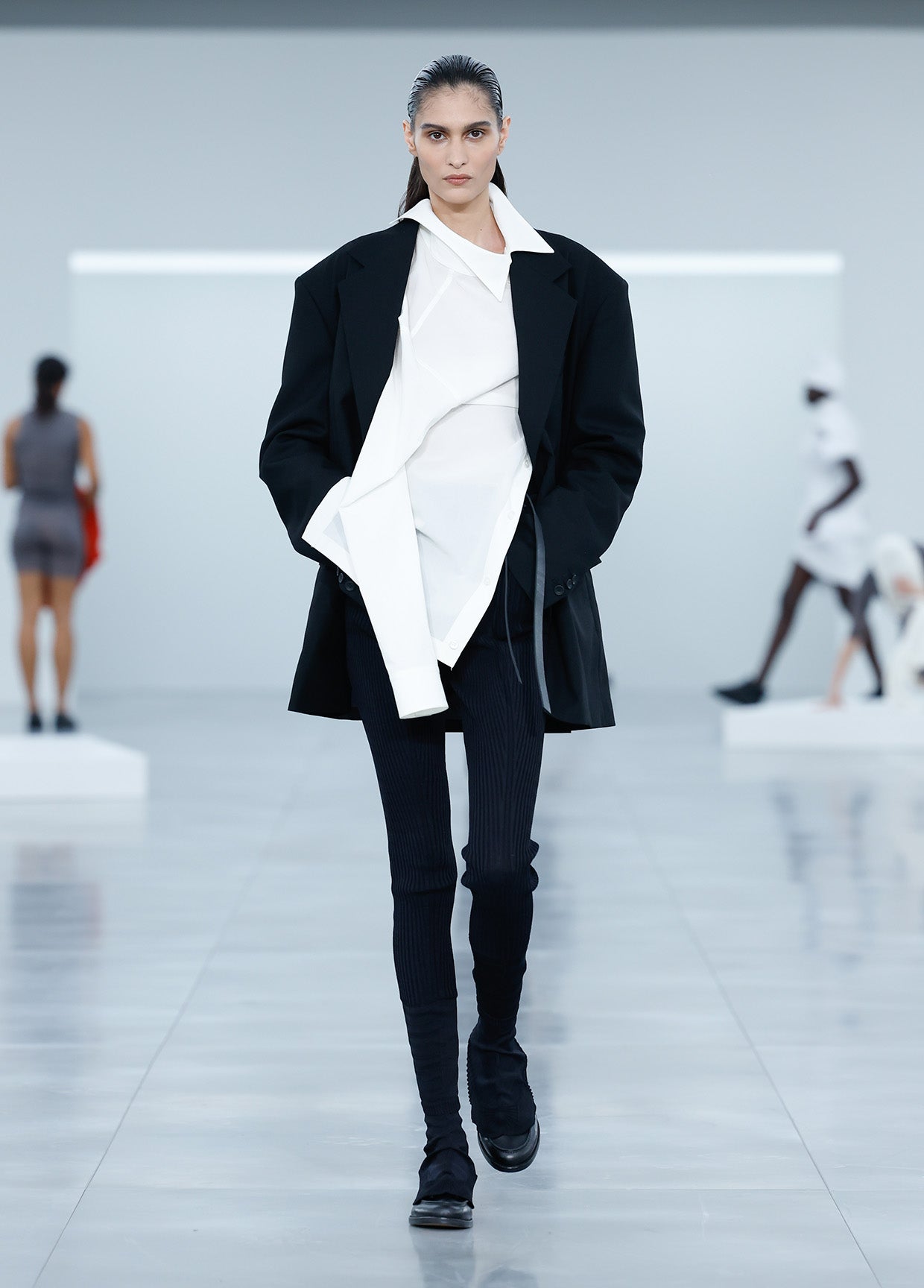 ISSEY MIYAKE AUTUMN WINTER 2025/26 コレクション 09