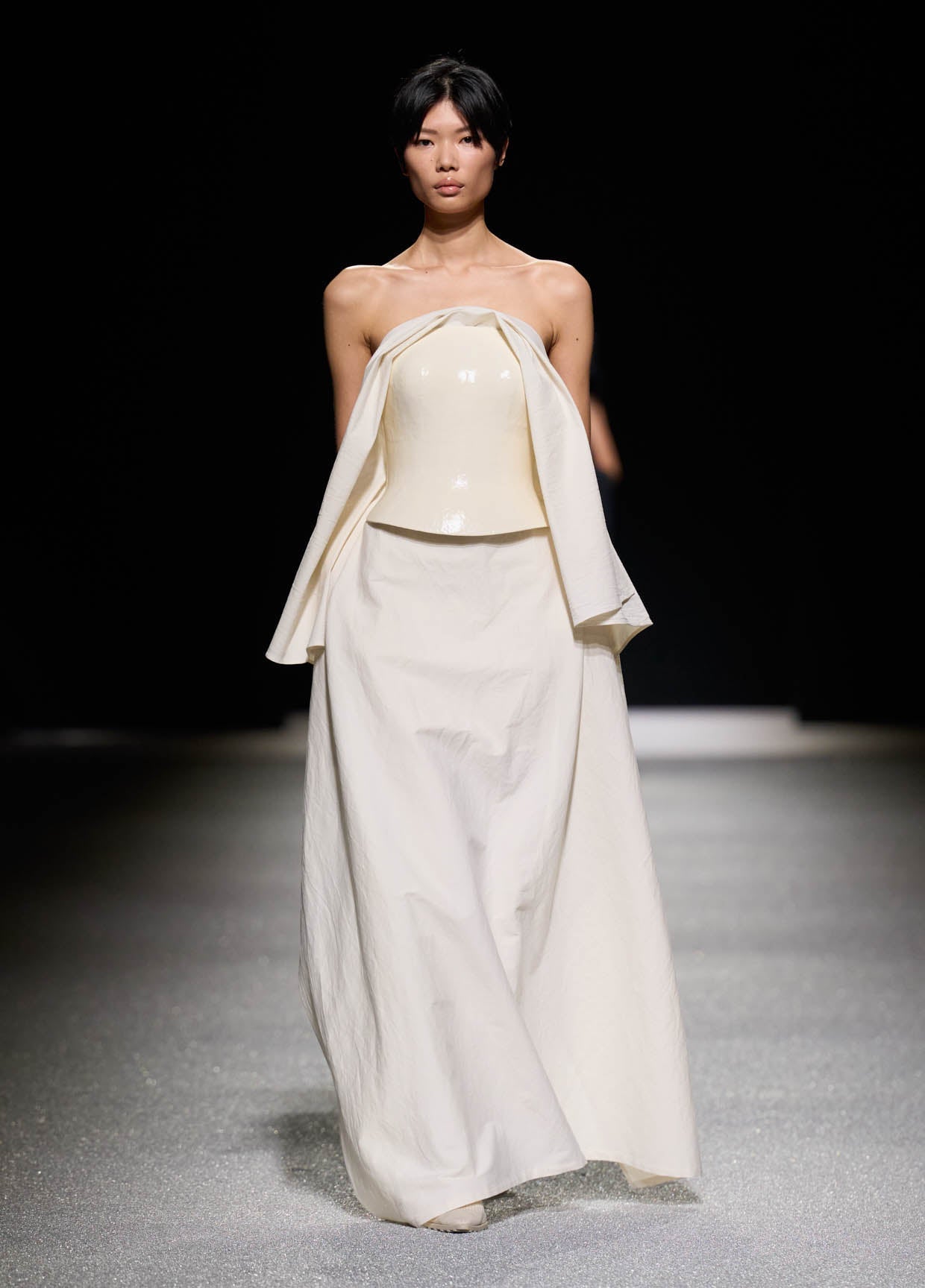 ISSEY MIYAKE AUTUMN WINTER 2026/27 コレクション 01