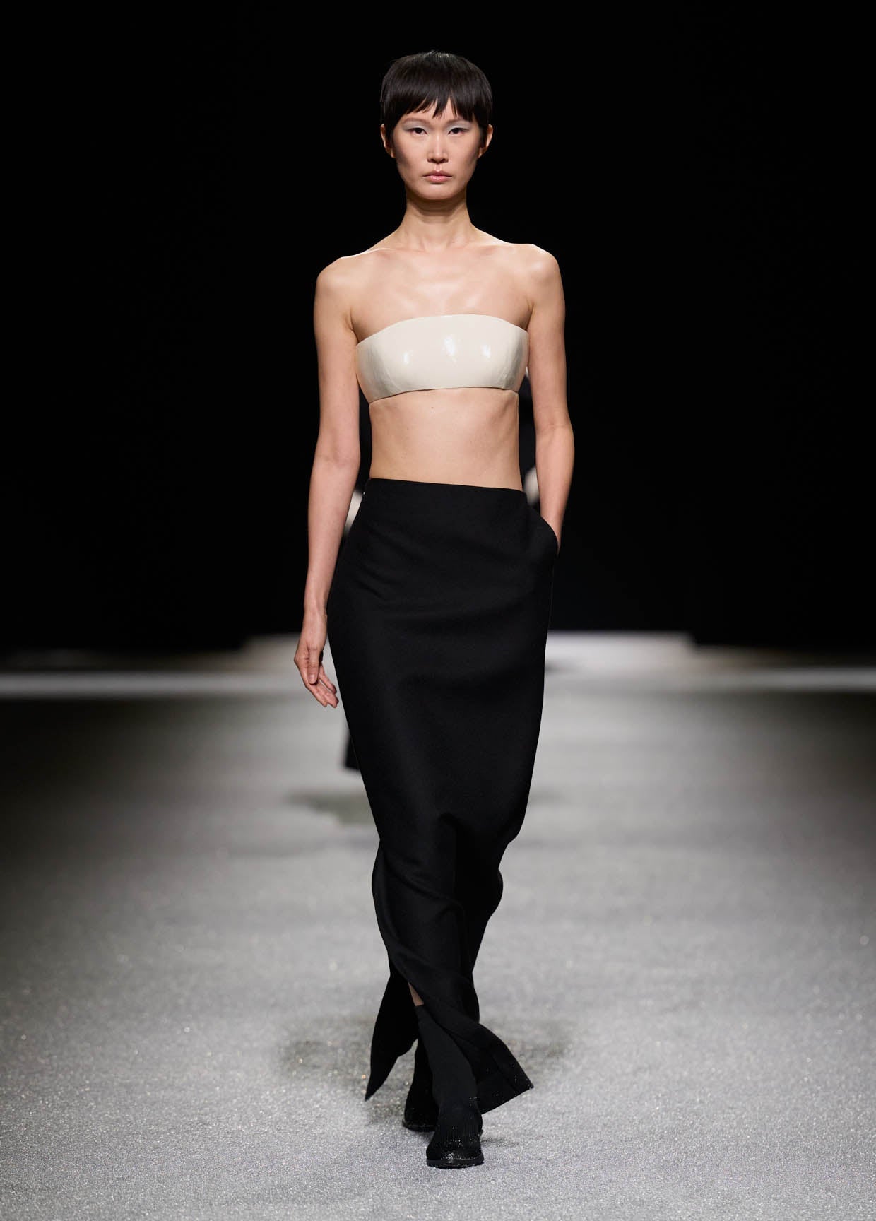 ISSEY MIYAKE AUTUMN WINTER 2026/27 コレクション 21