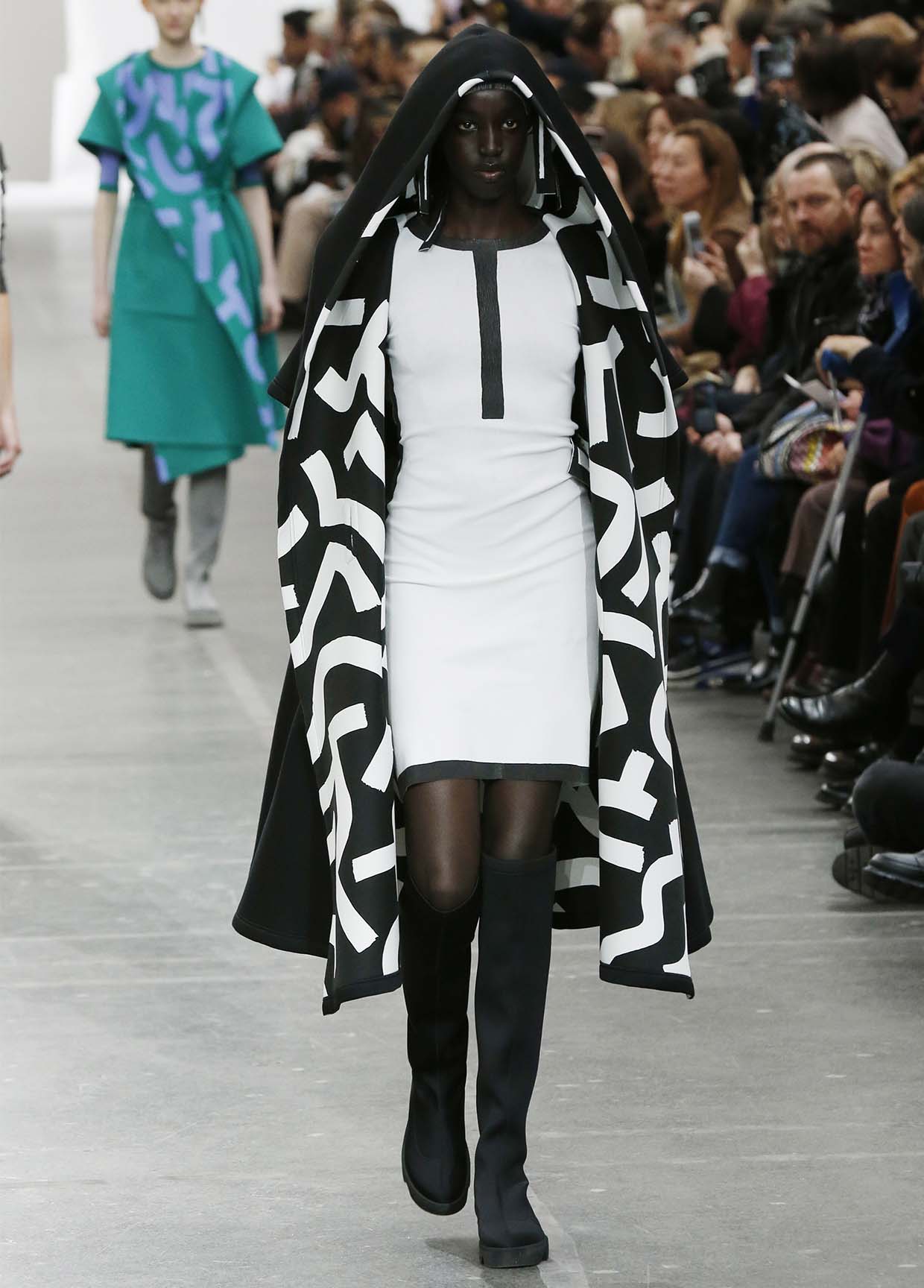 ISSEY MIYAKE AUTUMN WINTER 2020/21 コレクション 07
