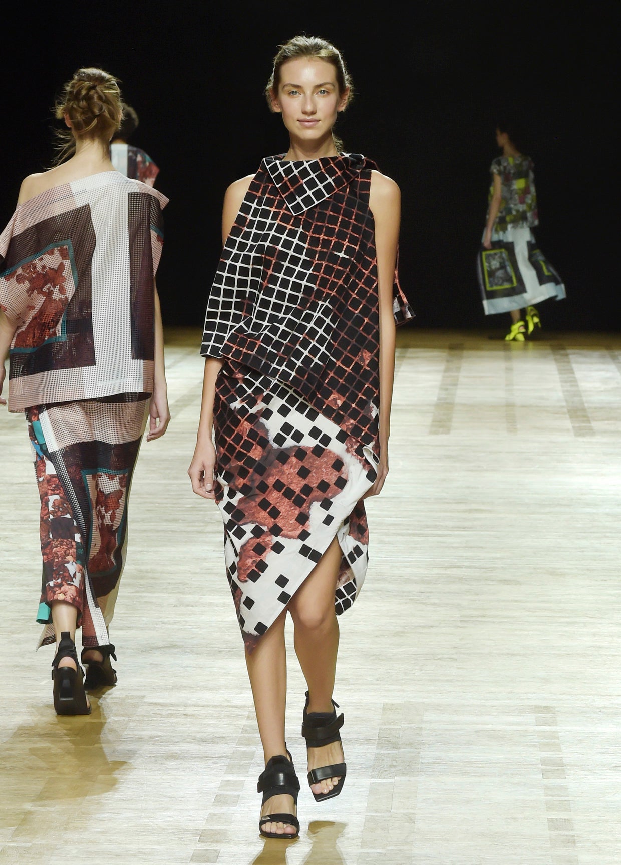 ISSEY MIYAKE SPRING SUMMER 2018 コレクション42