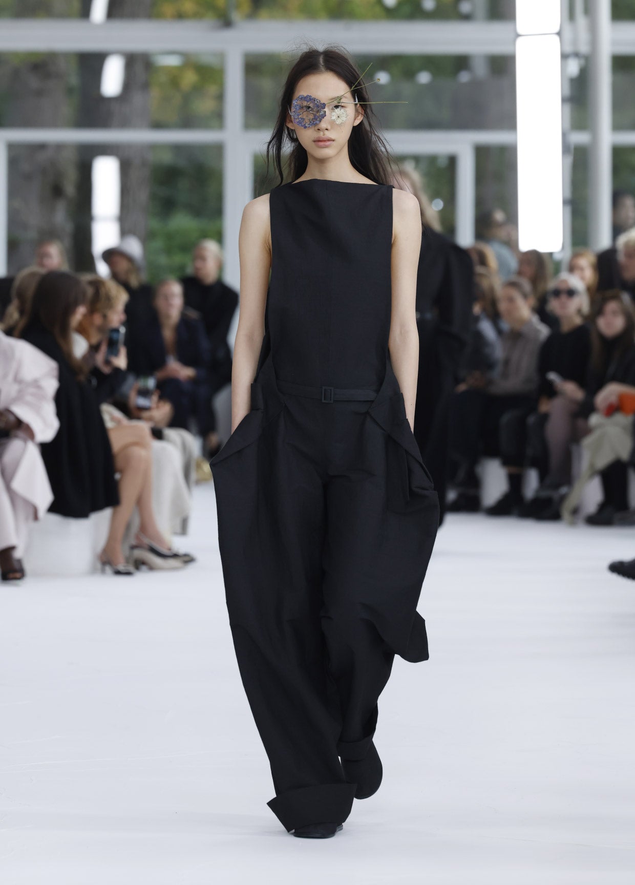 ISSEY MIYAKE SPRING SUMMER 2025 コレクション 08