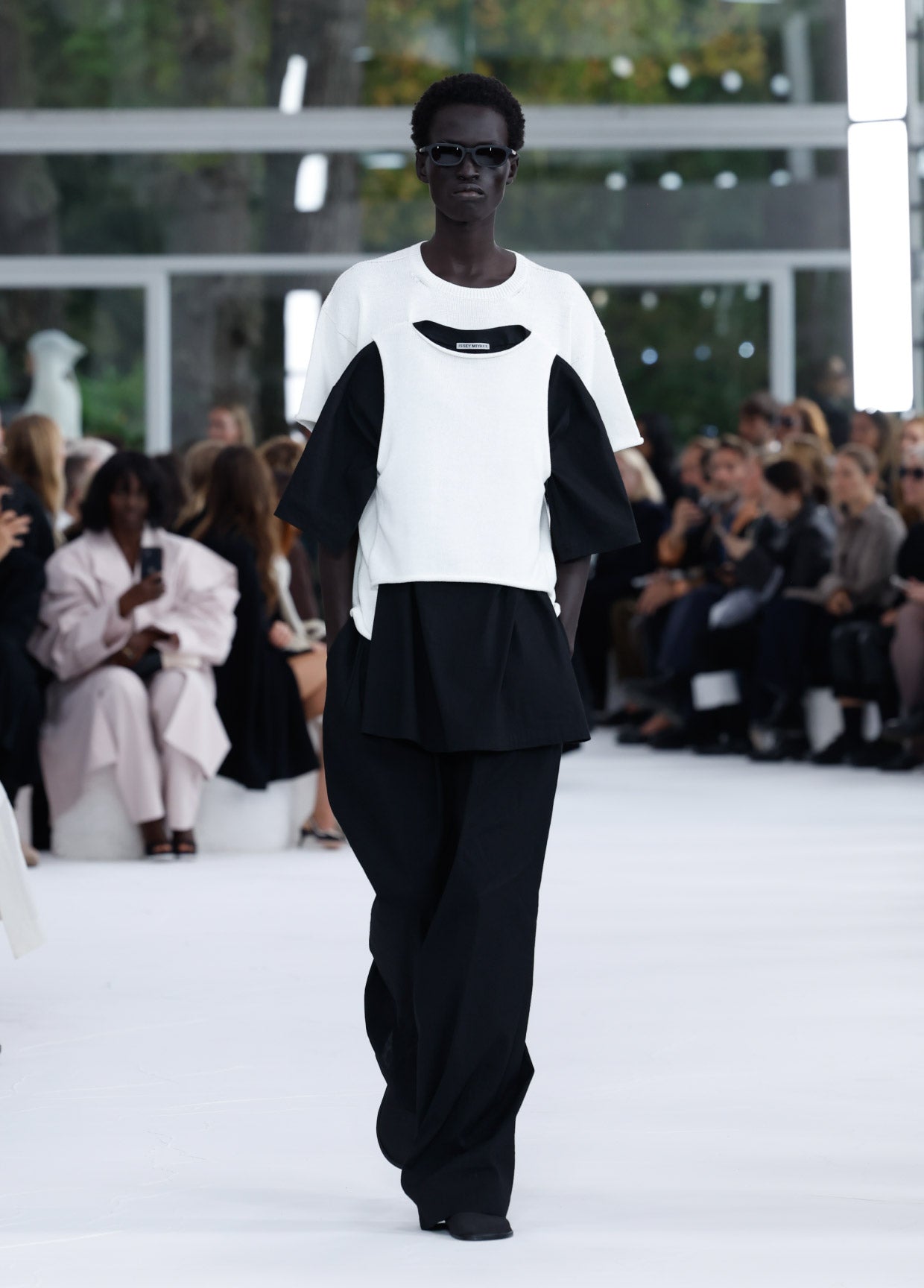 ISSEY MIYAKE SPRING SUMMER 2025 コレクション 31