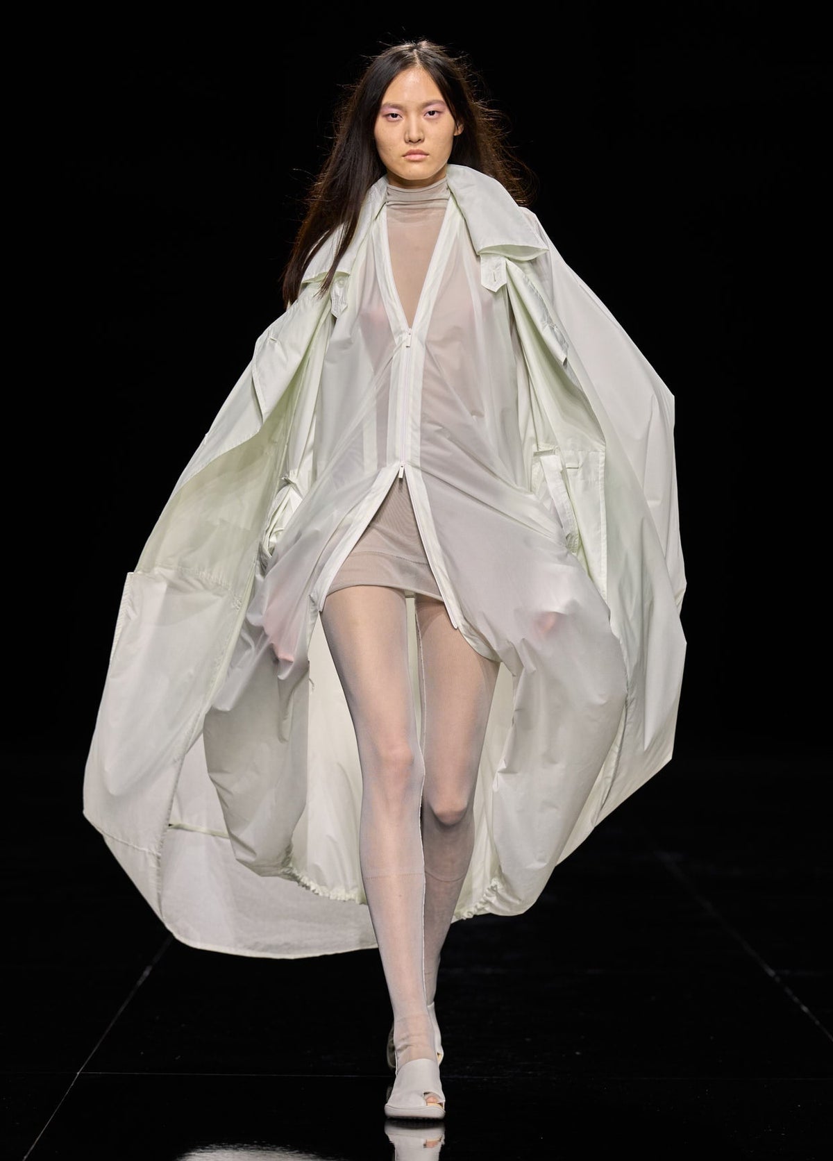 ISSEY MIYAKE SPRING SUMMER 2027 コレクション 54