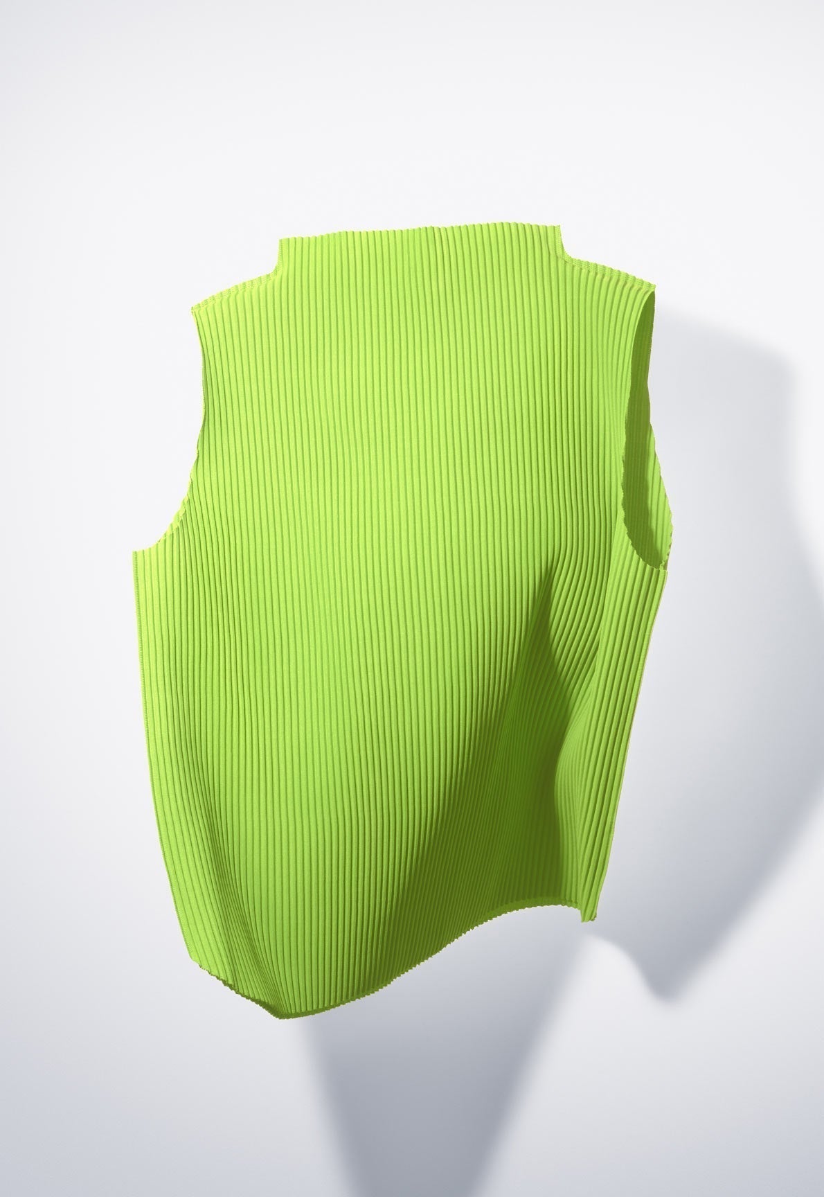 me ISSEY MIYAKE カタログ SS26 34