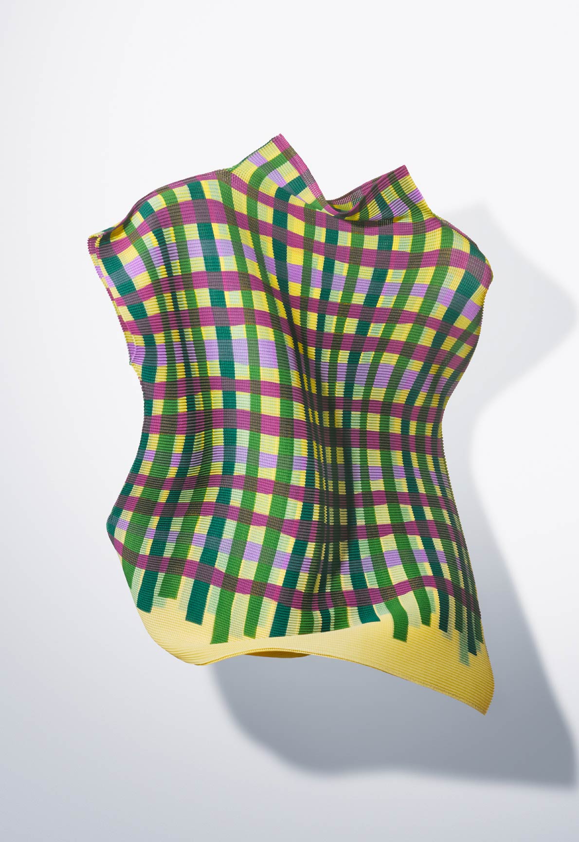 me ISSEY MIYAKE カタログ AW26 22