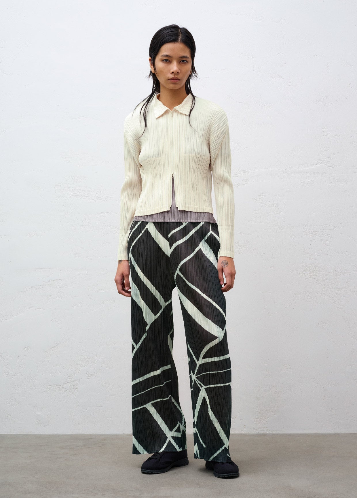 PLEATS PLEASE ISSEY MIYAKE LOOK 11
