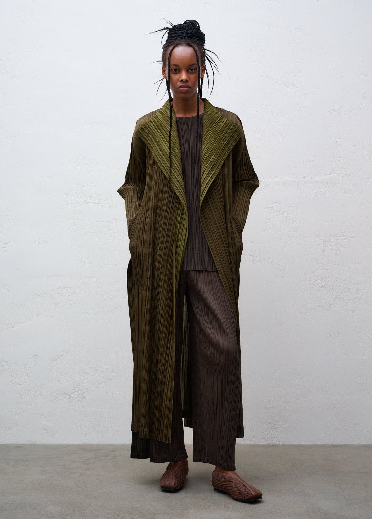 PLEATS PLEASE ISSEY MIYAKE LOOK 48