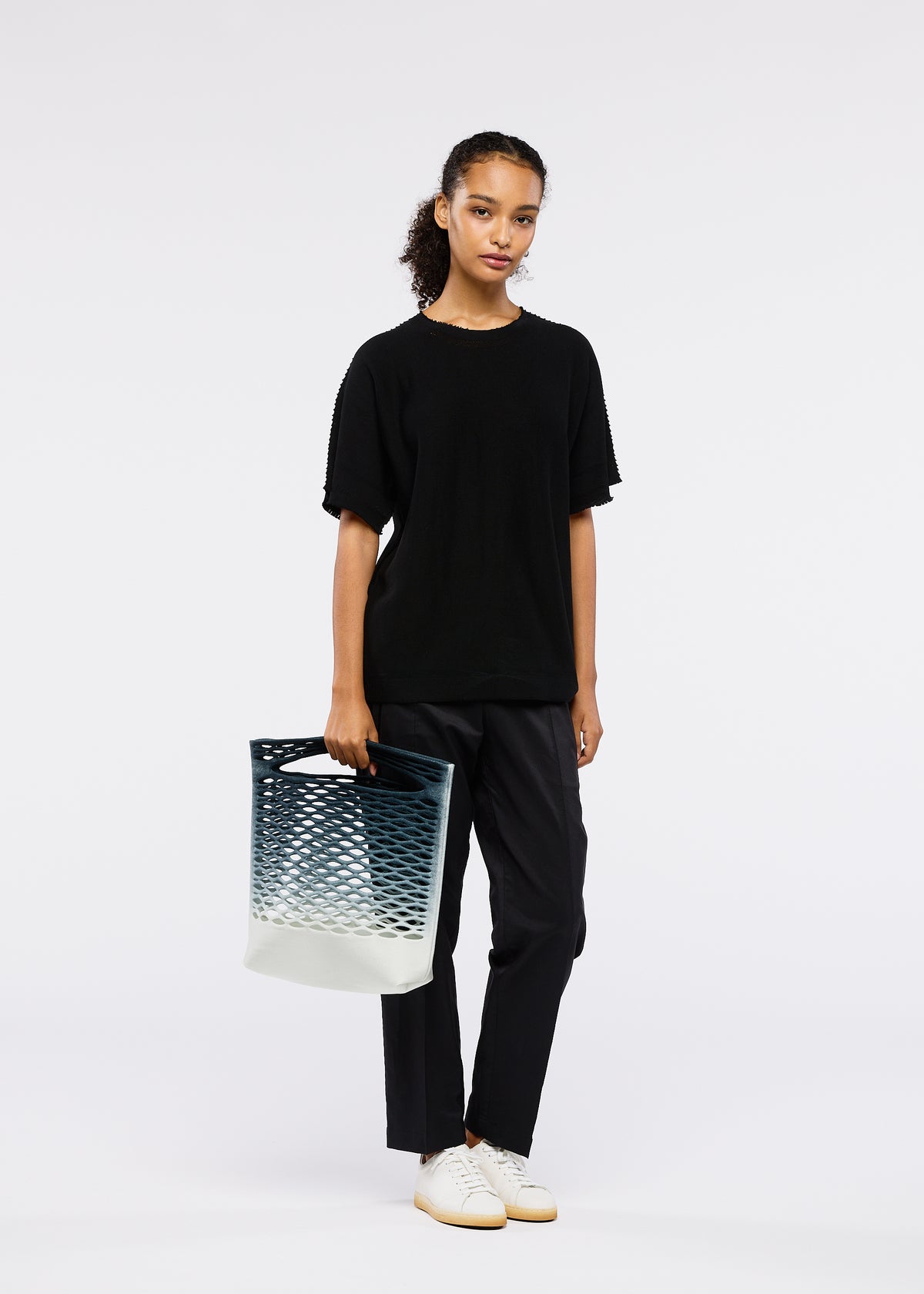 MOKKO NET GRADATION、バッグ&財布_トートバッグ、着用画像1
