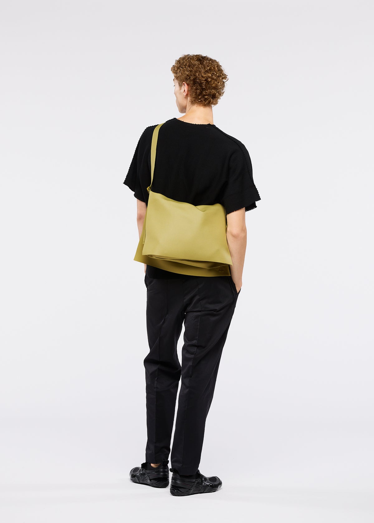 ROLL、バッグ&財布_ショルダーバッグ、着用画像2