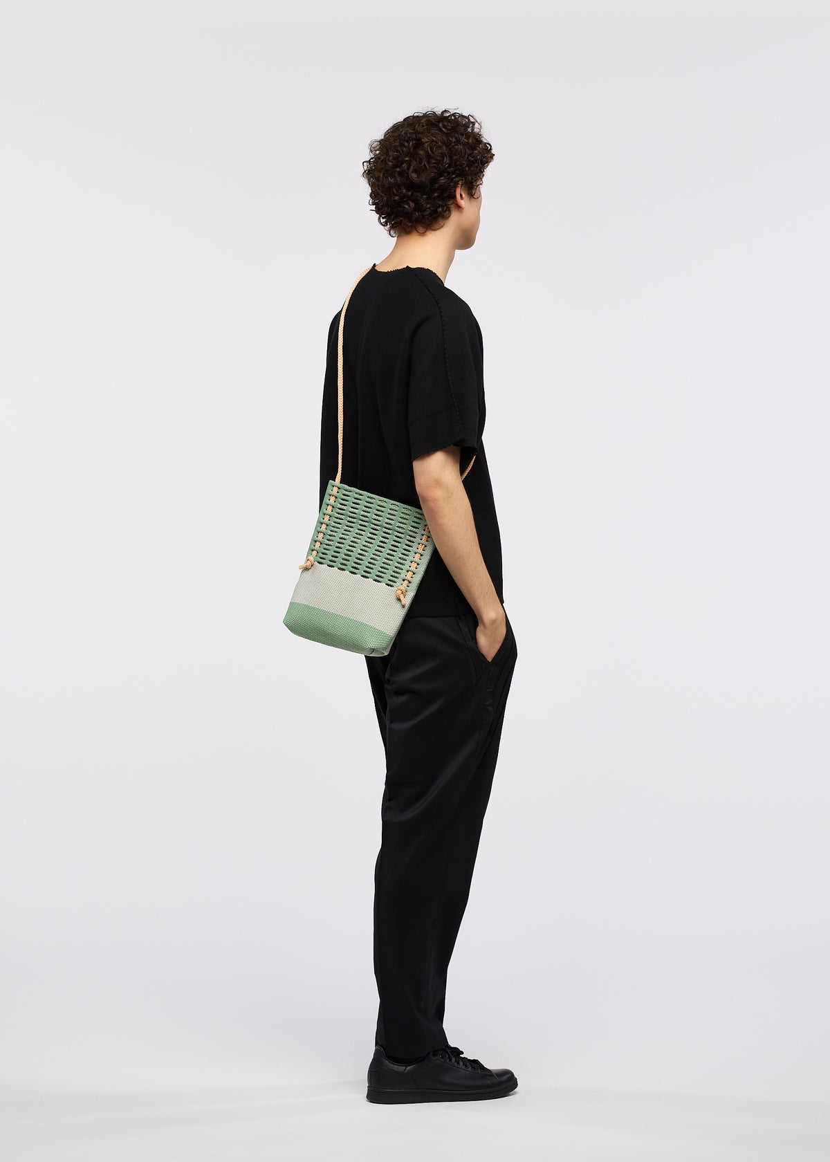 MOKKO KNOT、バッグ&財布_ショルダーバッグ、着用画像3