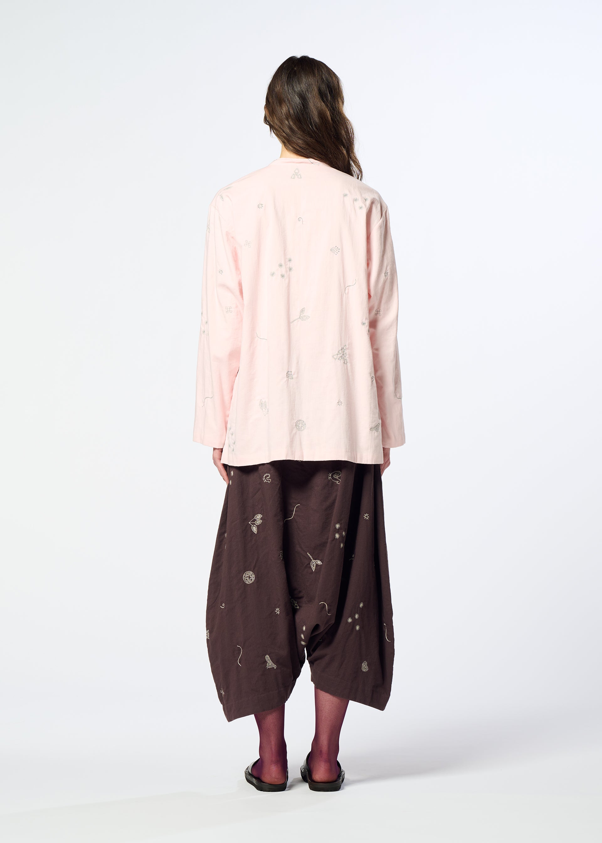MULMUL BHILL、ウィメンズ_パンツ、着用画像3