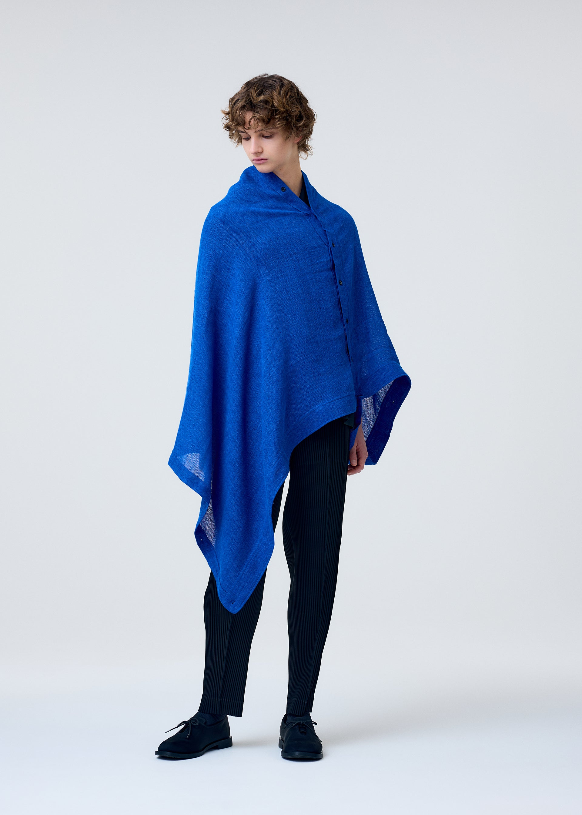 SLEEVED STOLE、アクセサリー&その他_ストール、着用画像3