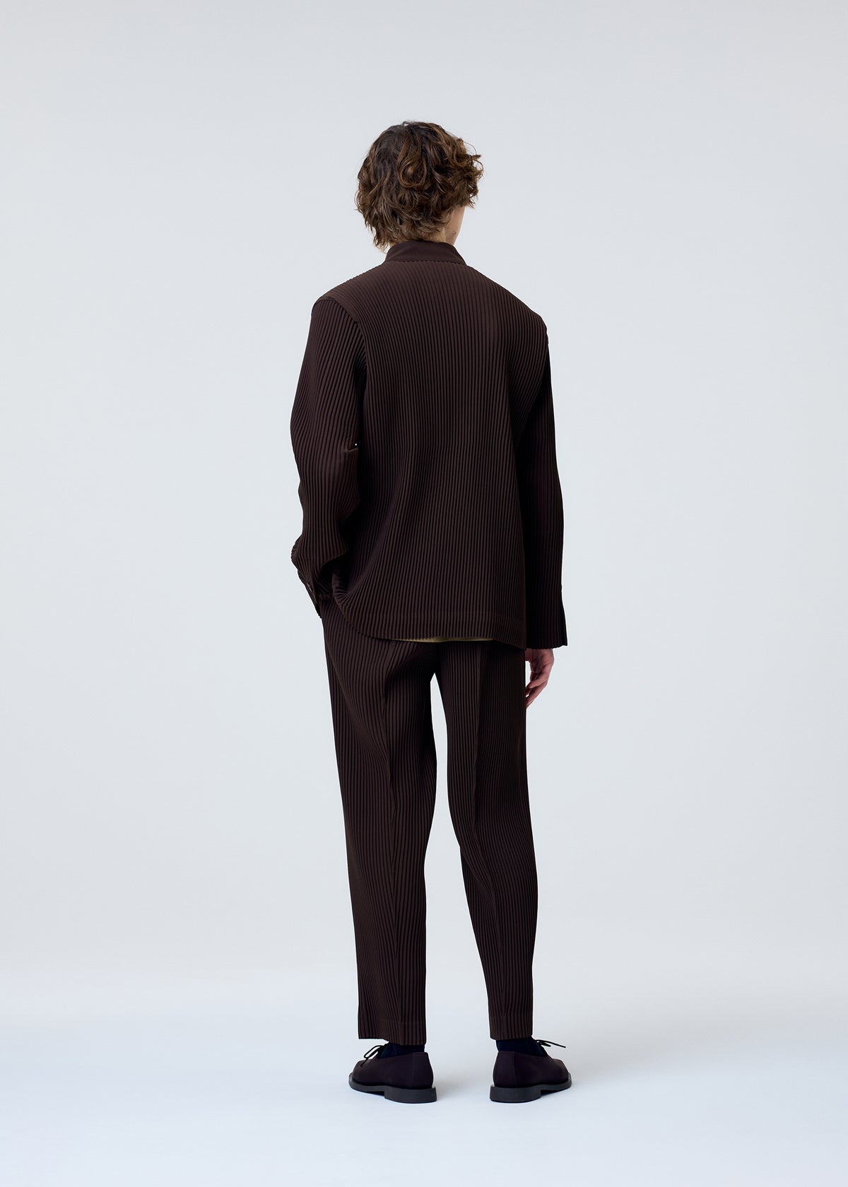 TUXEDO PLEATS、メンズ_パンツ、着用画像2