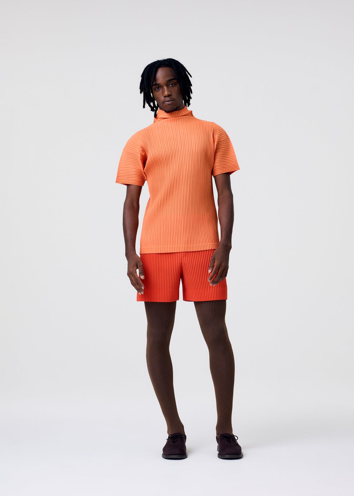 COLORFUL PLEATS BOTTOMS、メンズ_パンツ、着用画像2
