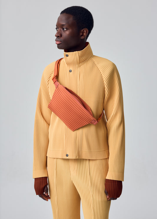 PLEATS SLIM BAG、バッグ&財布_ショルダーバッグ、着用画像1