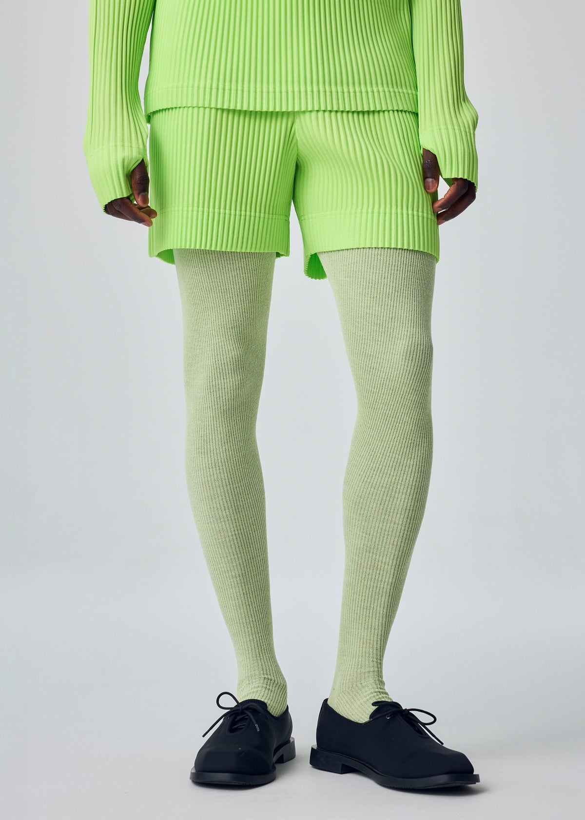 COLOR PLEATS 1、メンズ_パンツ、着用画像3