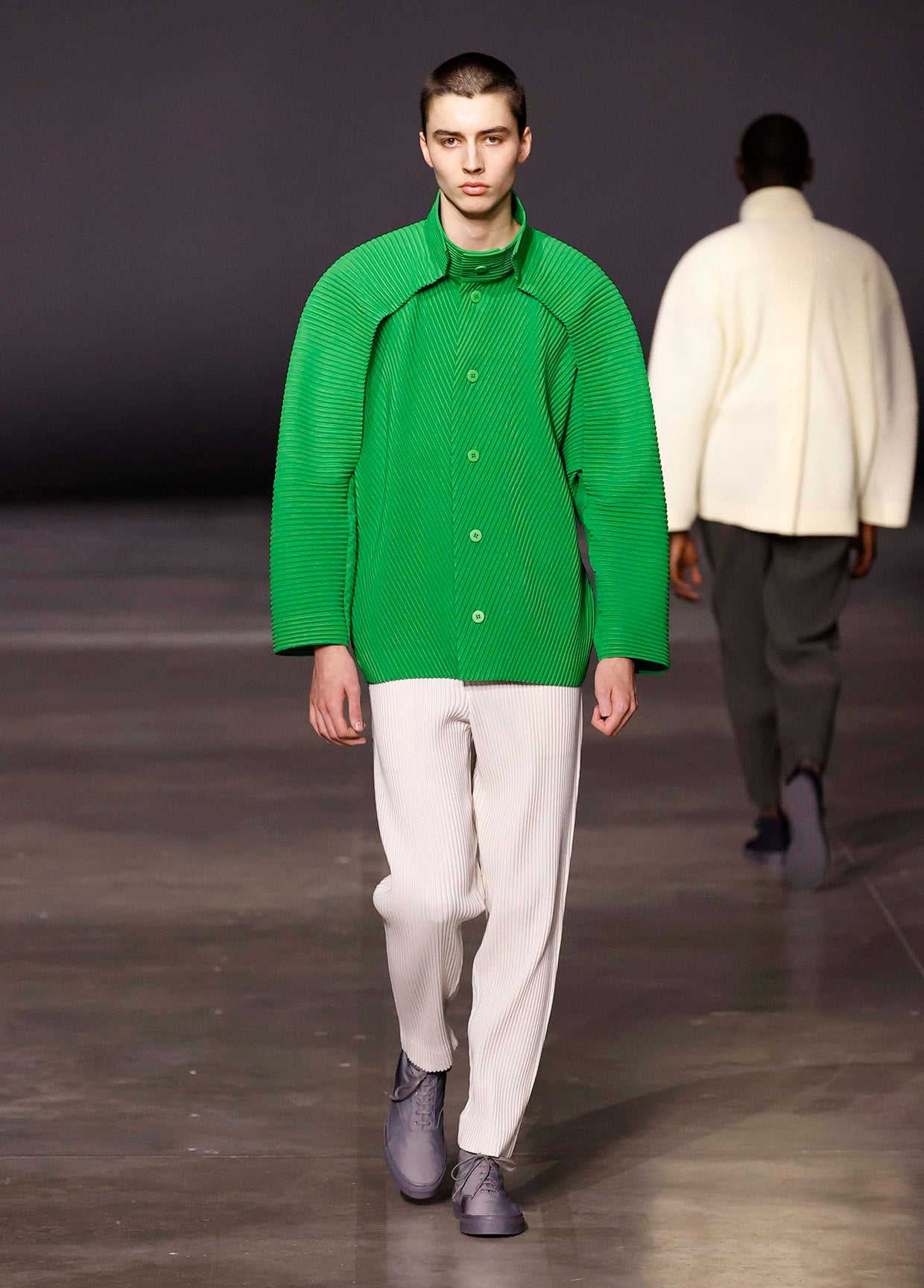 HOMME PLISSÉ ISSEY MIYAKE AUTUMN WINTER 2023/24 コレクション 02