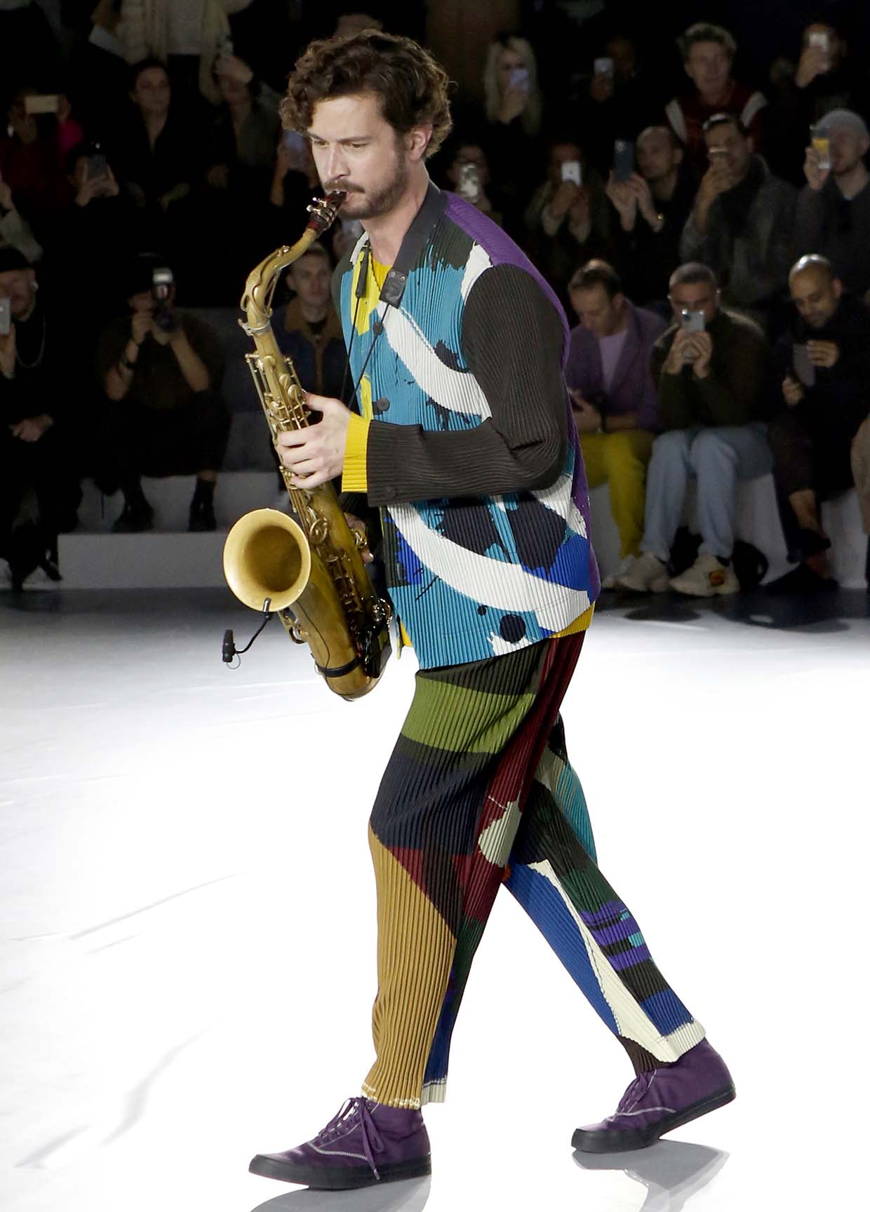 HOMME PLISSÉ ISSEY MIYAKE AUTUMN WINTER 20/21 コレクション12