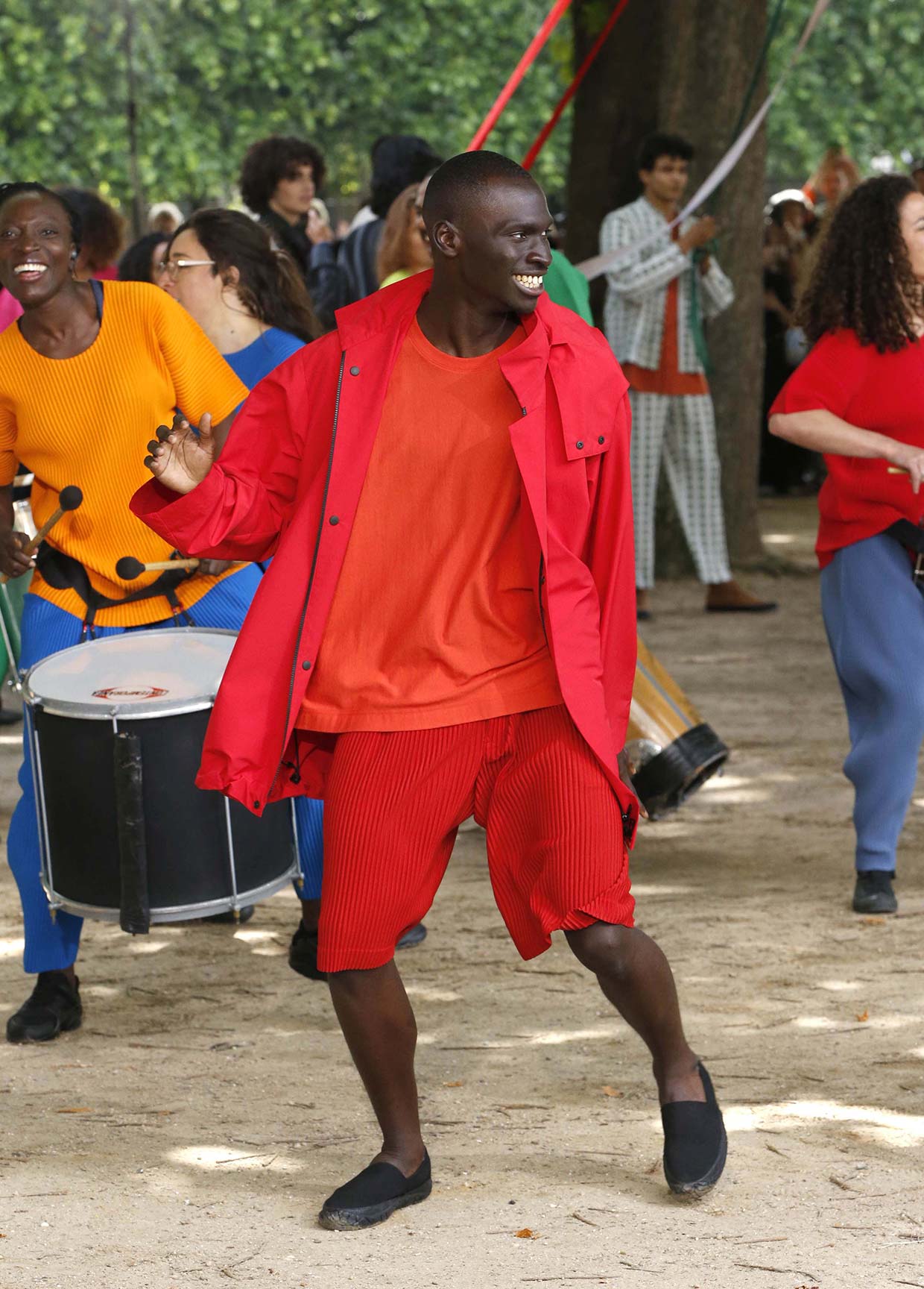 HOMME PLISSÉ ISSEY MIYAKE SPRING SUMMER 2020 コレクション 40