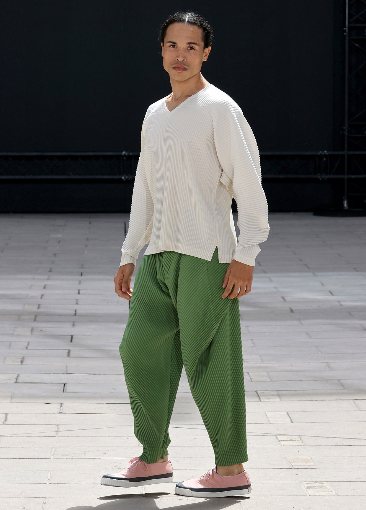 HOMME PLISSÉ ISSEY MIYAKE SPRING SUMMER 2023 コレクション 29