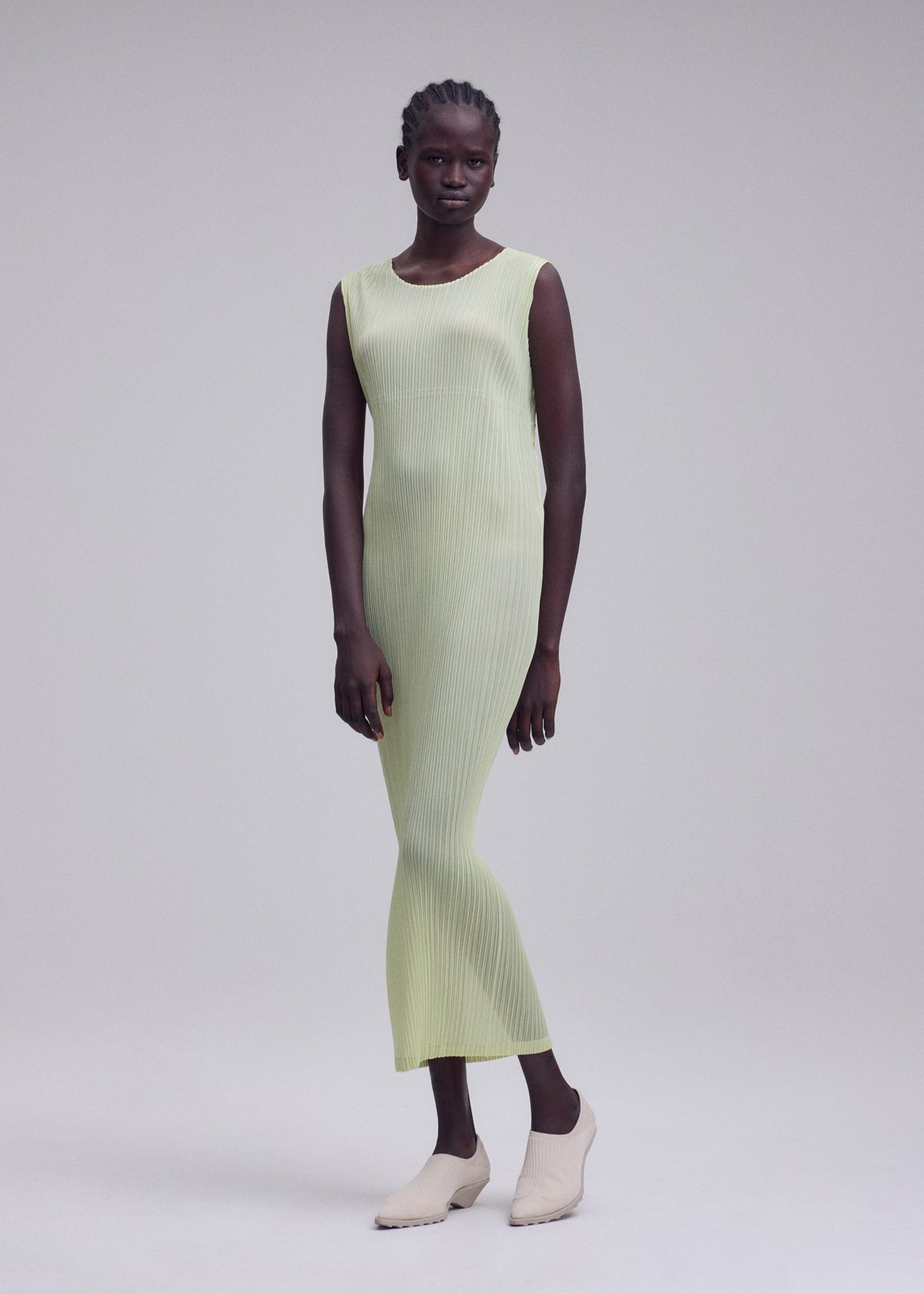 SHEER SLIT PLEATS、ウィメンズ_ワンピース、着用画像2