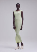 SHEER SLIT PLEATS、ウィメンズ_ワンピース、着用画像2