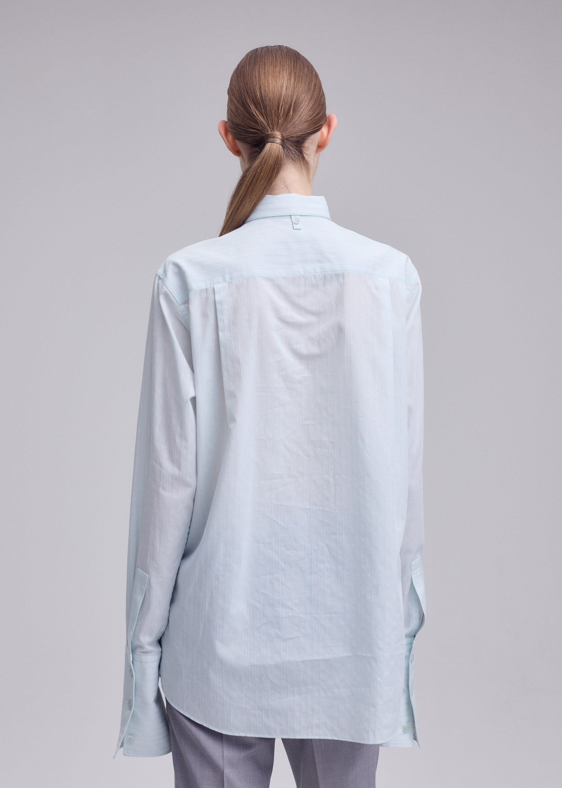 MONSIEUR SHIRT(DOBBY STRIPE)、ウィメンズ_トップス_シャツ、着用画像4