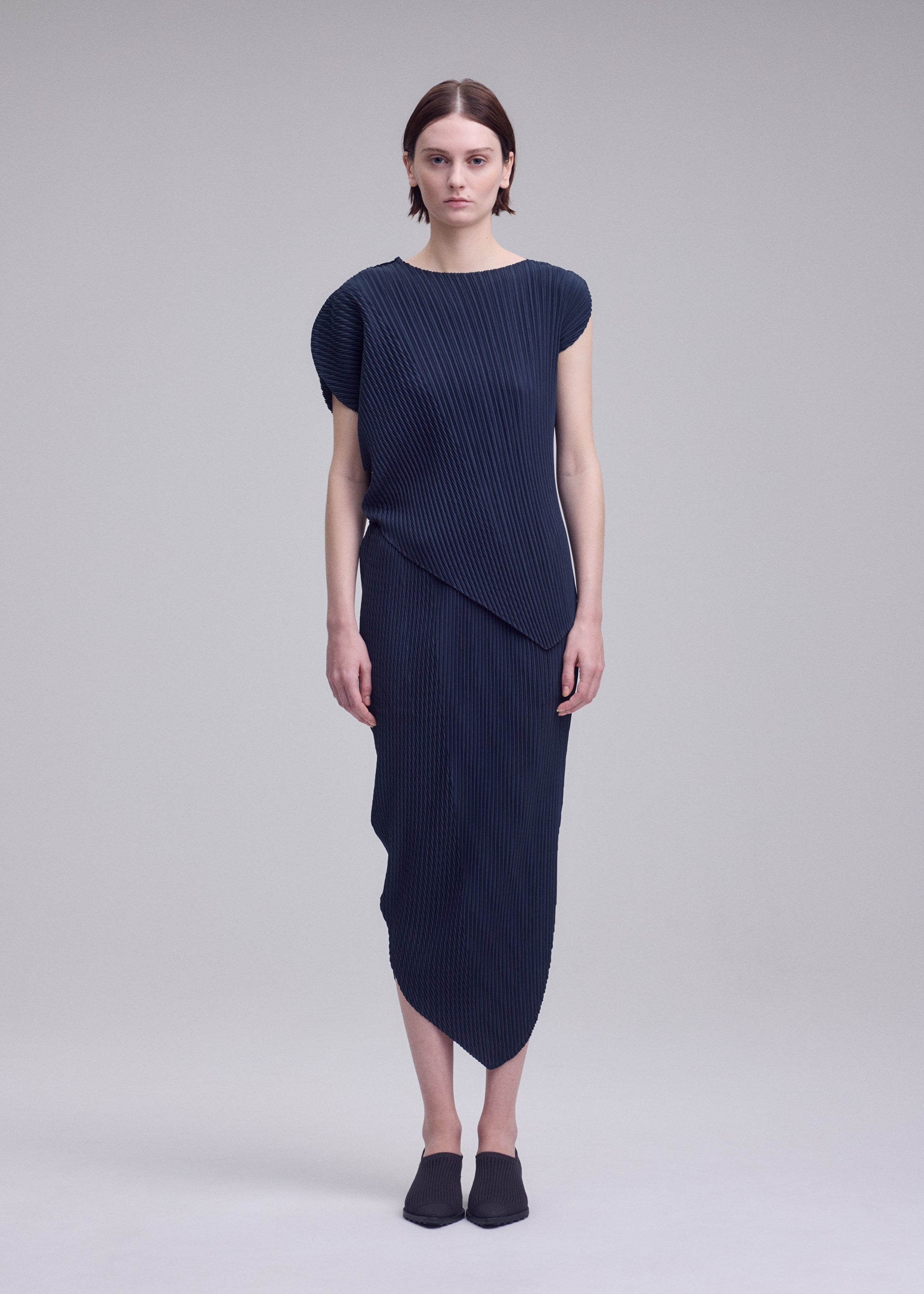 LEAF PLEATS、ウィメンズ_トップス_トップ、着用画像1