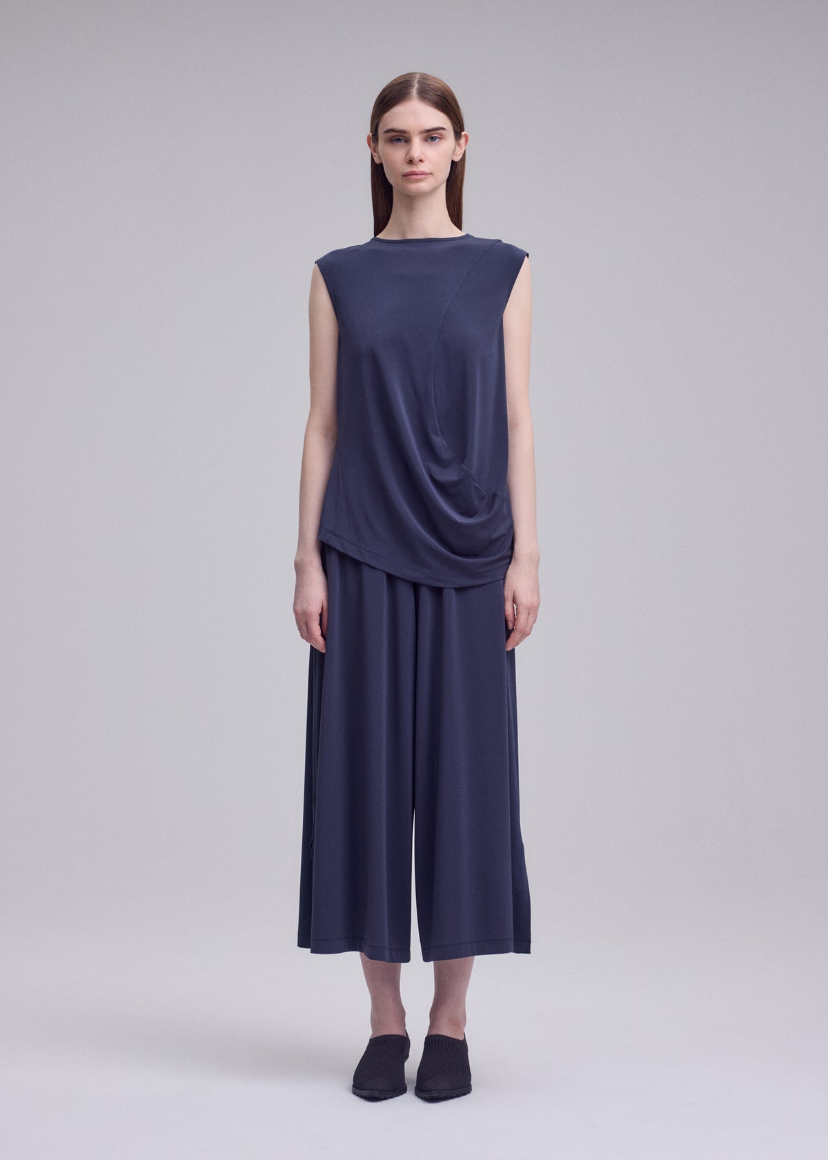 DRAPE JERSEY-68、ウィメンズ_トップス_トップ、着用画像1
