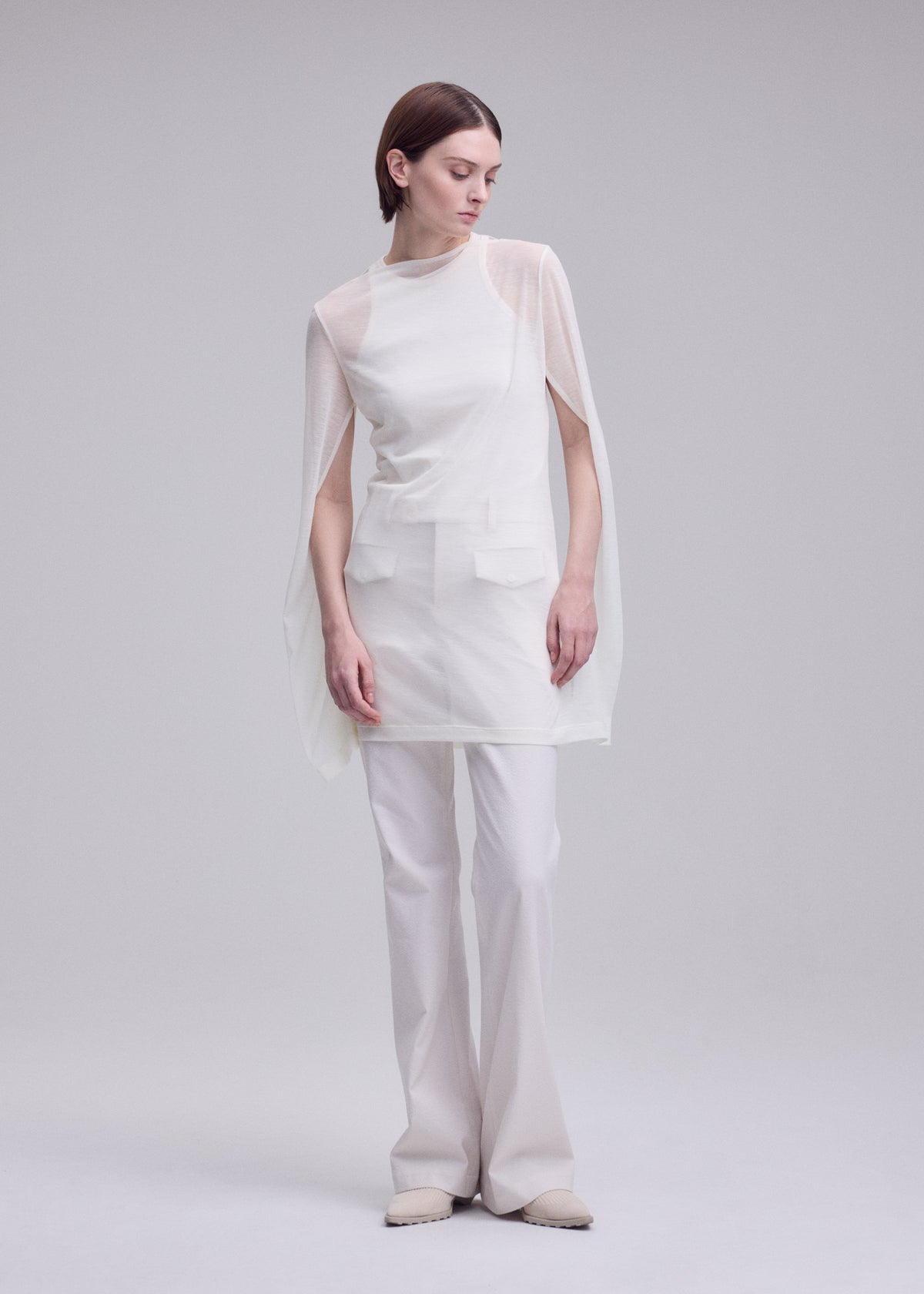 SHEER WOOL JERSEY、ウィメンズ_トップス_チュニック、着用画像2