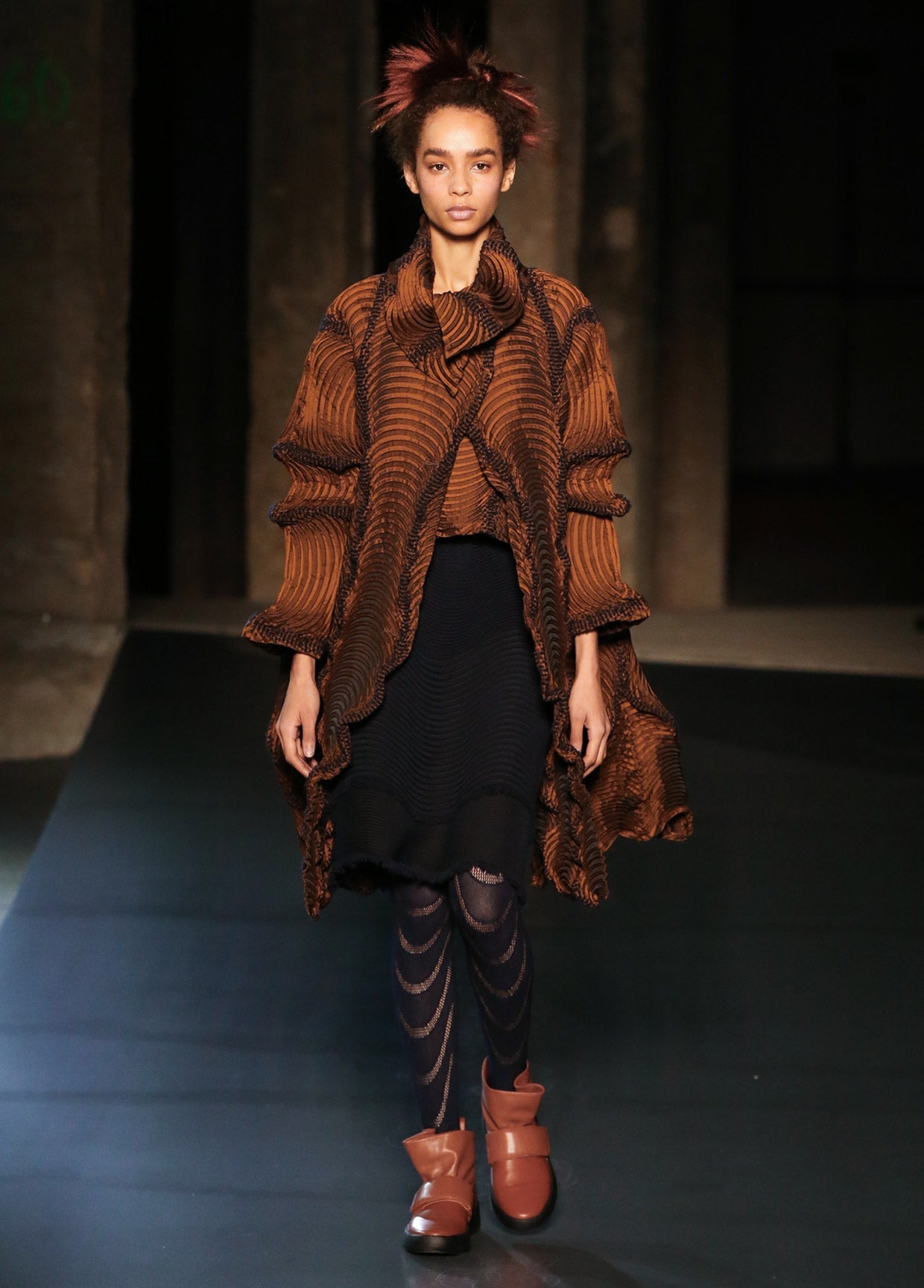 ISSEY MIYAKE AUTUMN WINTER 2018 コレクション 09