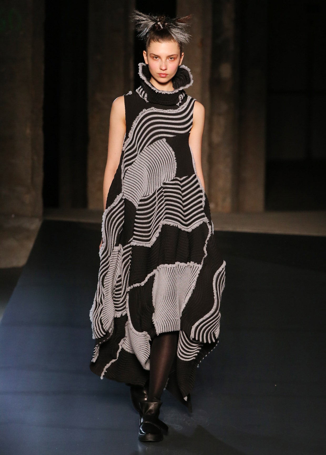 ISSEY MIYAKE AUTUMN WINTER 2018 コレクション 16