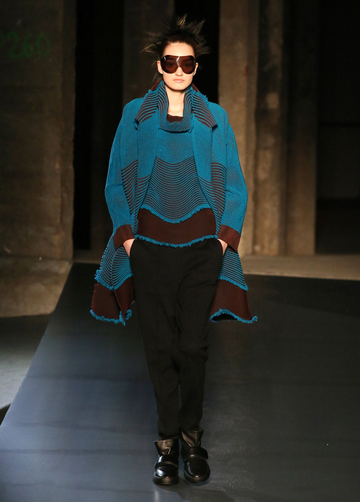ISSEY MIYAKE AUTUMN WINTER 2018 コレクション 23