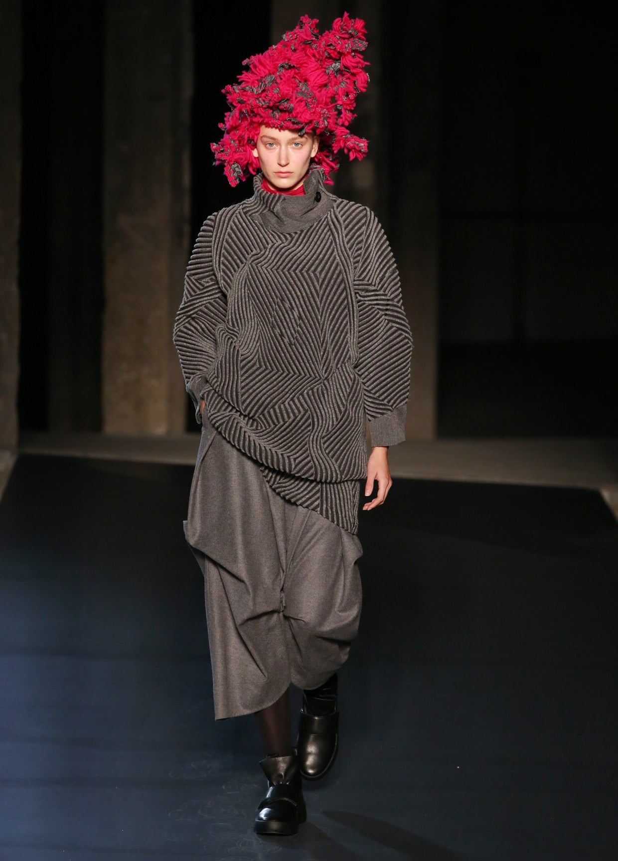 ISSEY MIYAKE AUTUMN WINTER 2018 コレクション 27