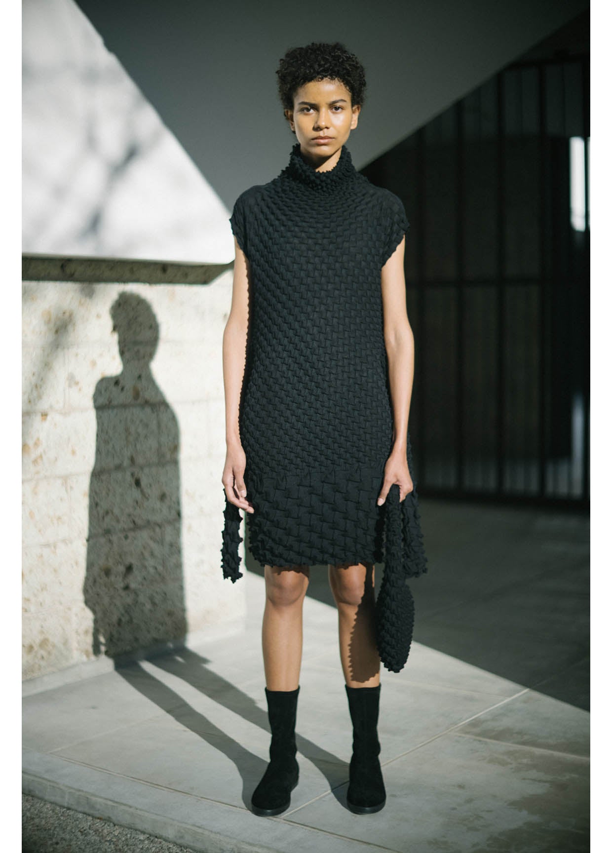 ISSEY MIYAKE AUTUMN WINTER 2021/22 コレクション 18