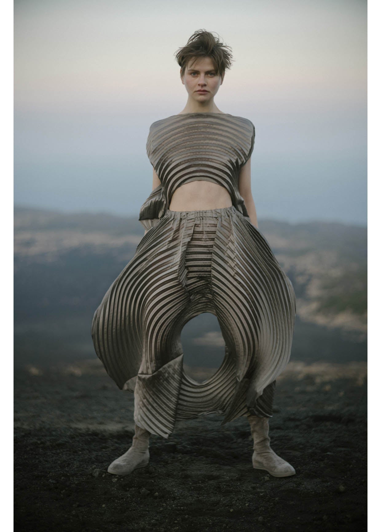 ISSEY MIYAKE AUTUMN WINTER 2021/22 コレクション 30