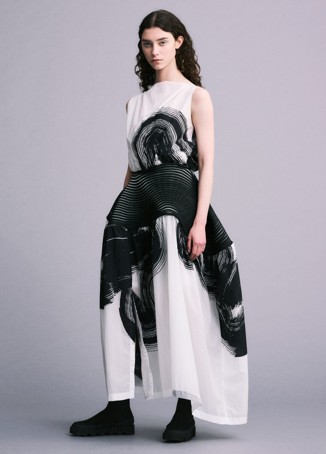 ISSEY MIYAKE AUTUMN WINTER 2022/23 コレクション 04