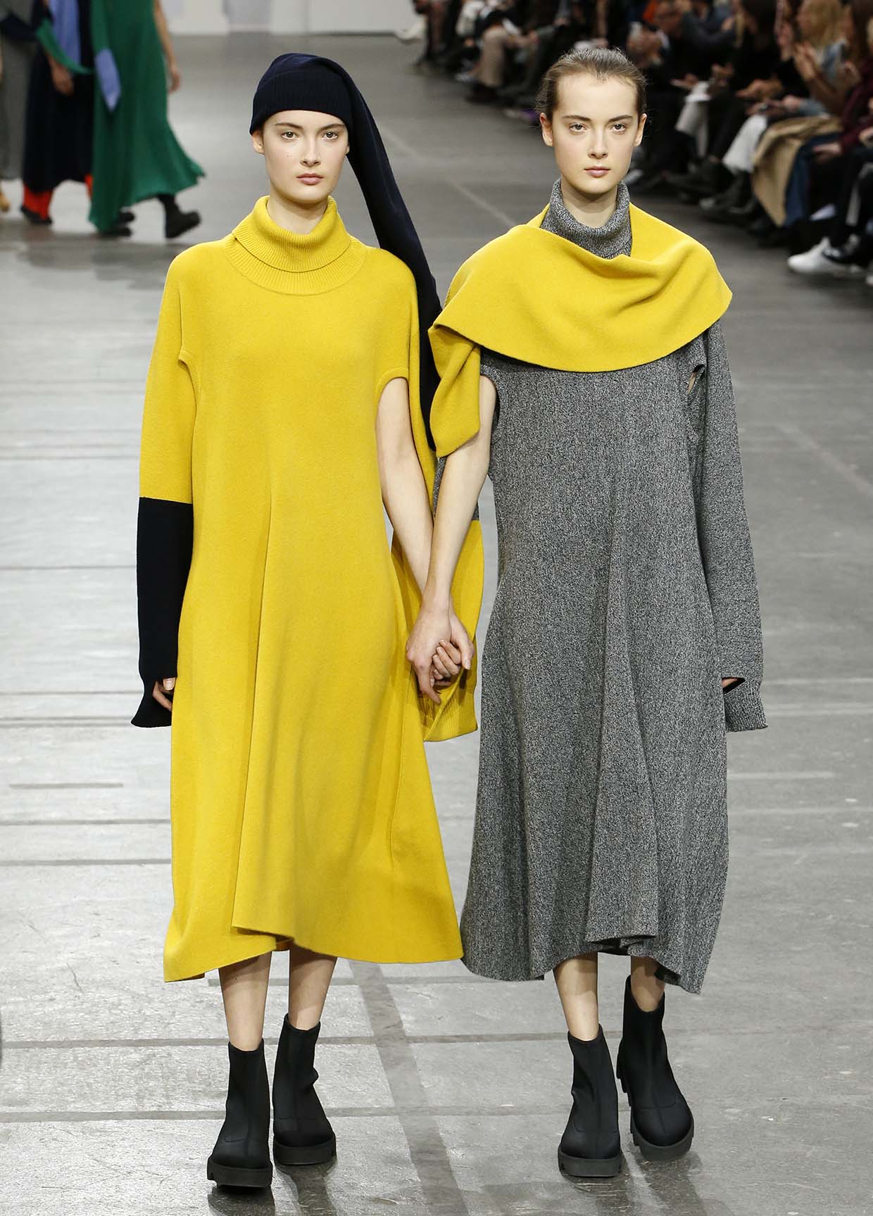ISSEY MIYAKE AUTUMN WINTER 2020/21 コレクション 62