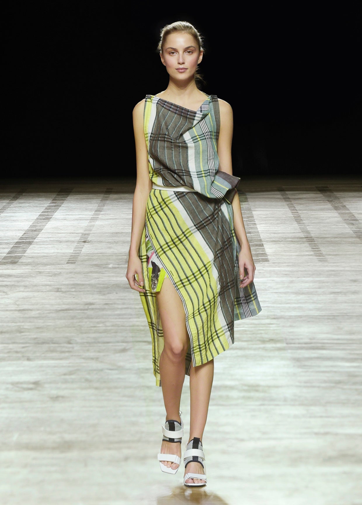 ISSEY MIYAKE SPRING SUMMER 2018 コレクション 36