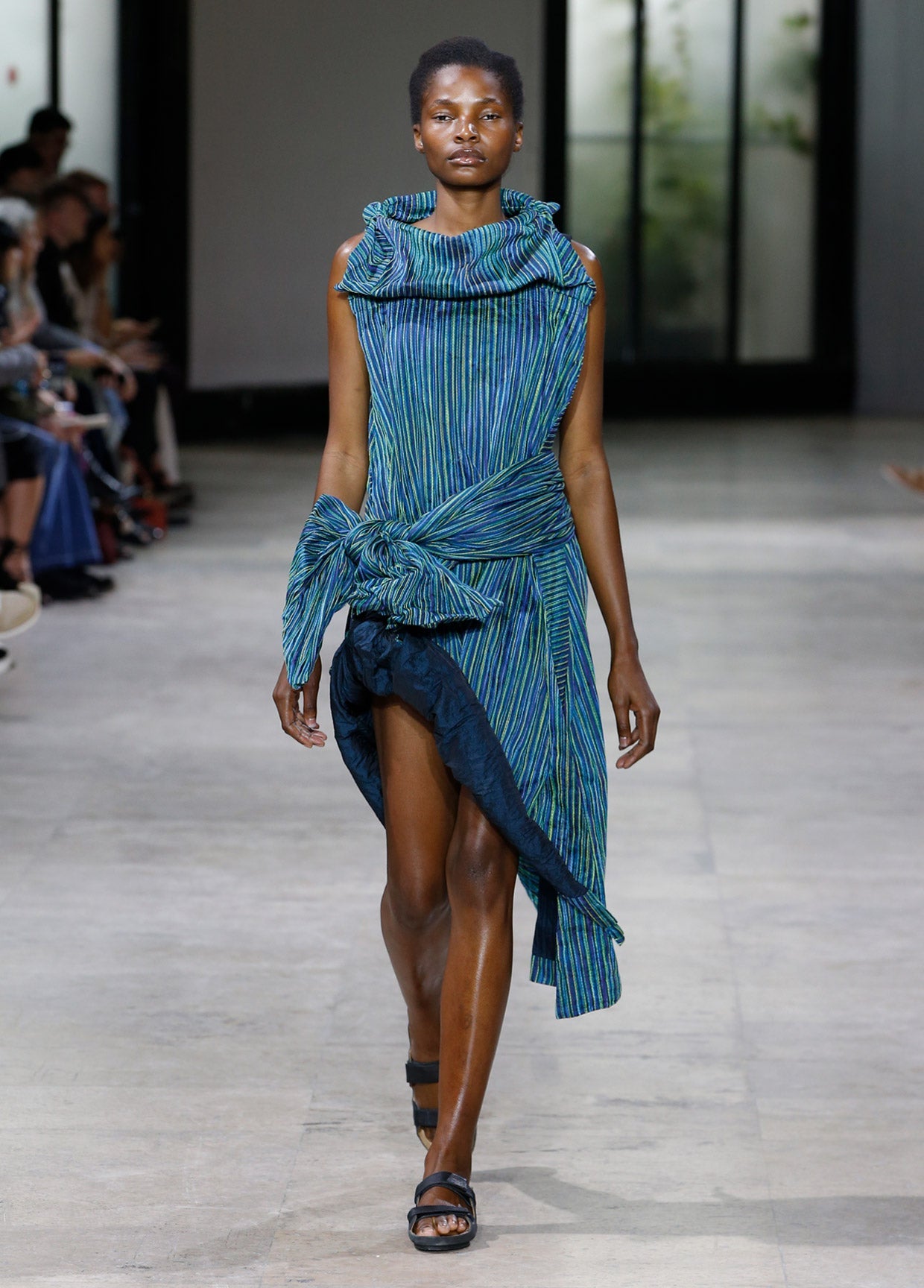 ISSEY MIYAKE SPRING SUMMER 2019 コレクション 27