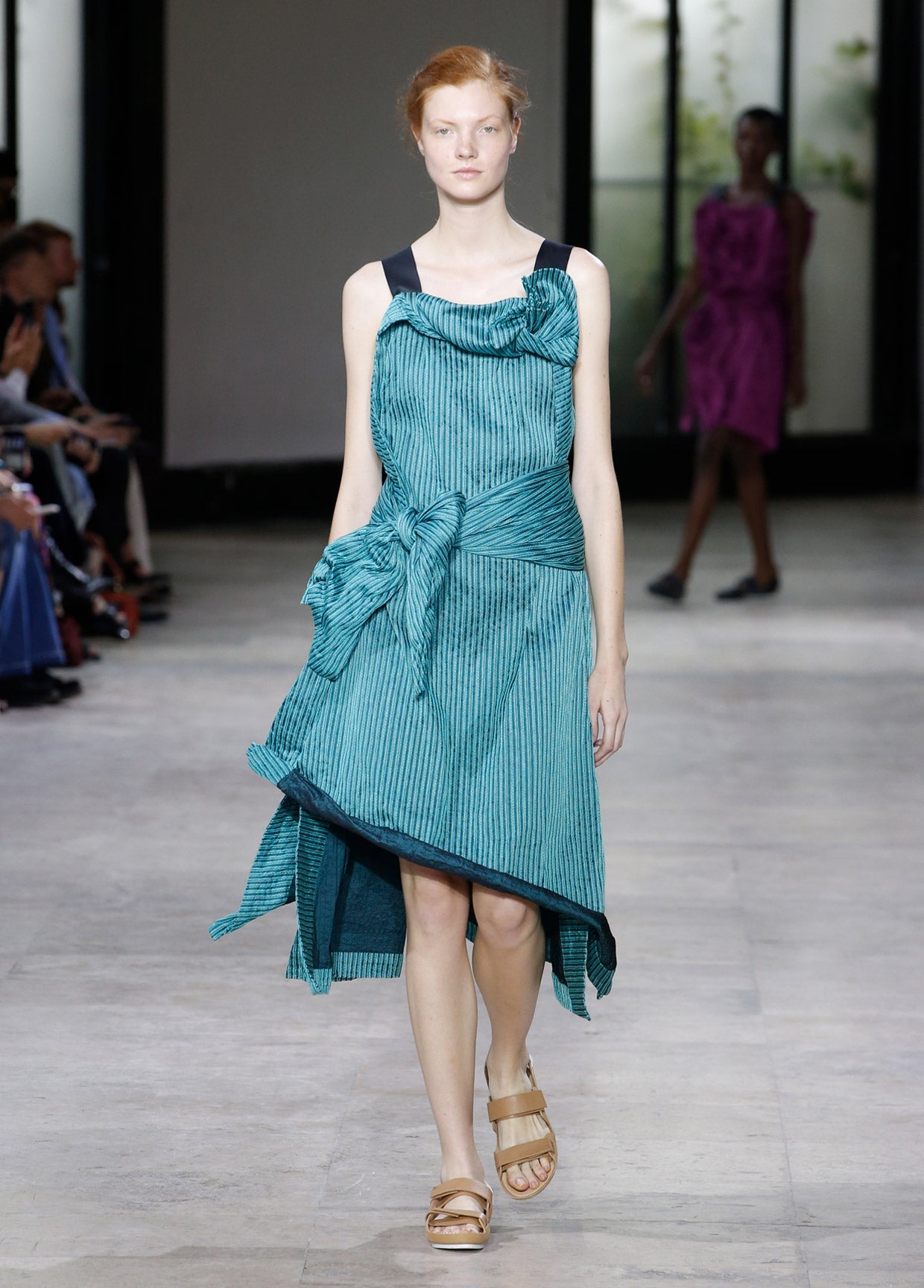 ISSEY MIYAKE SPRING SUMMER 2019 コレクション 27