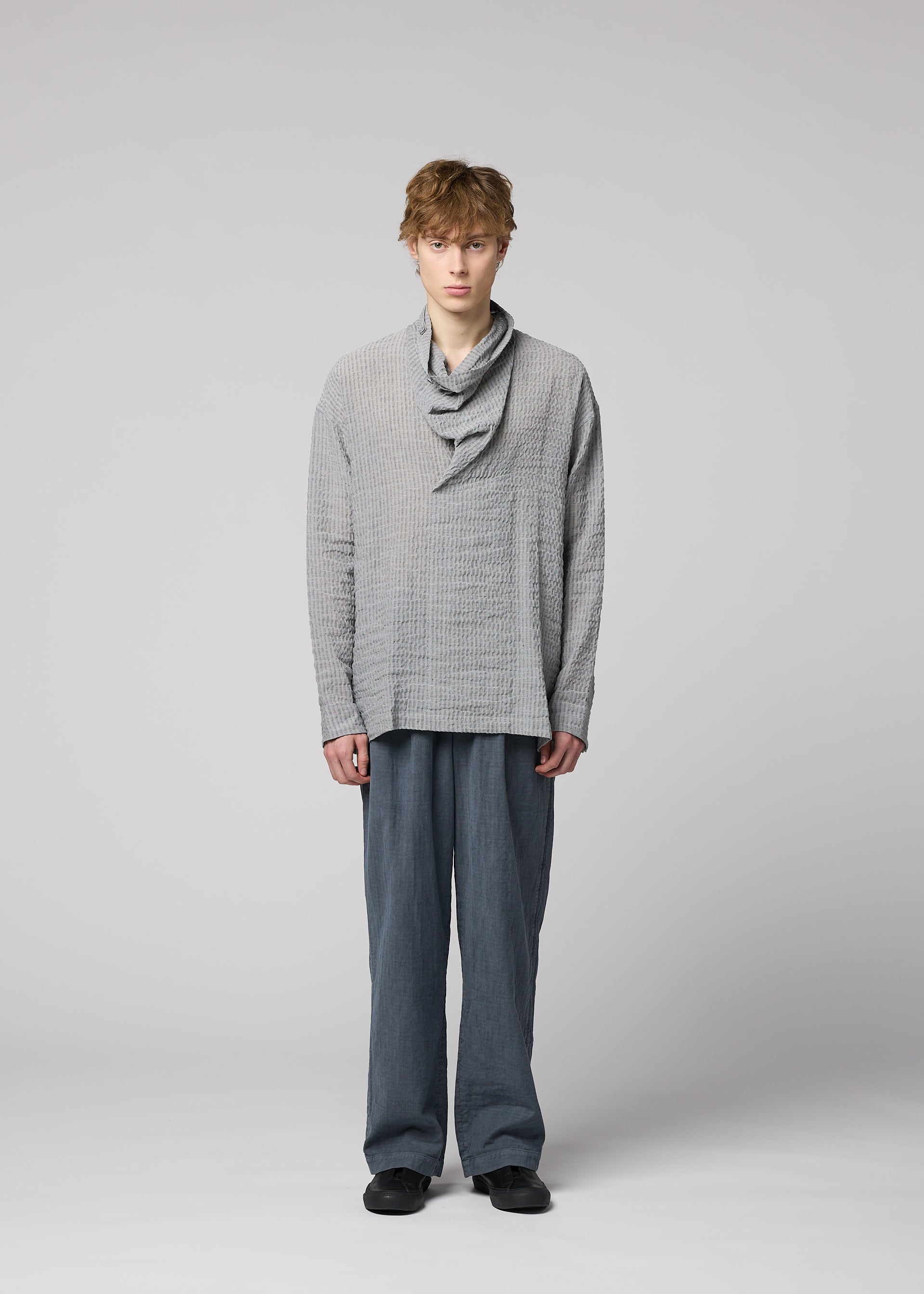STRIPE LINEN SHRINK、メンズ_トップス_シャツ、着用画像1